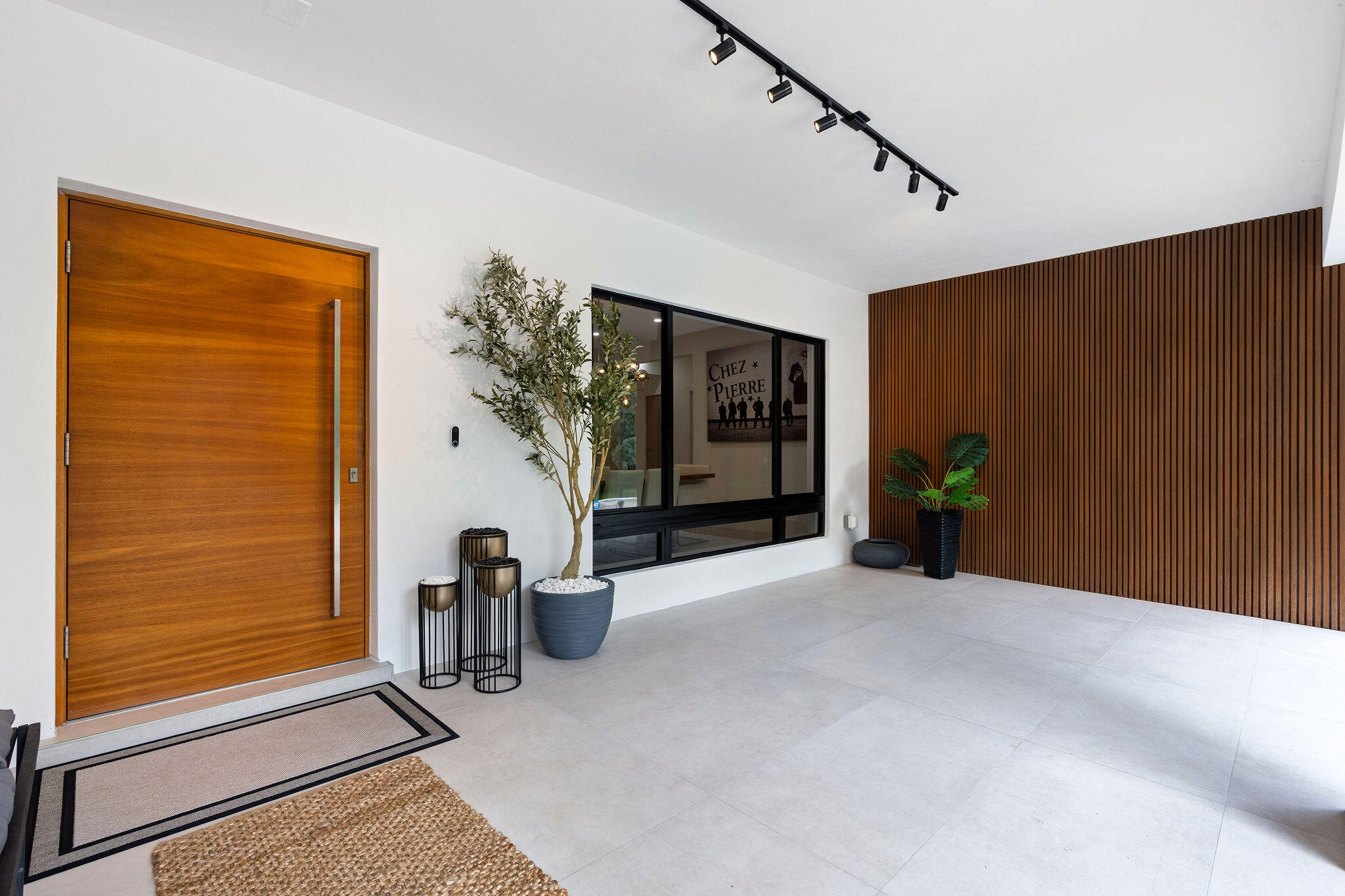 SUNSHINE RANCHES - Residential