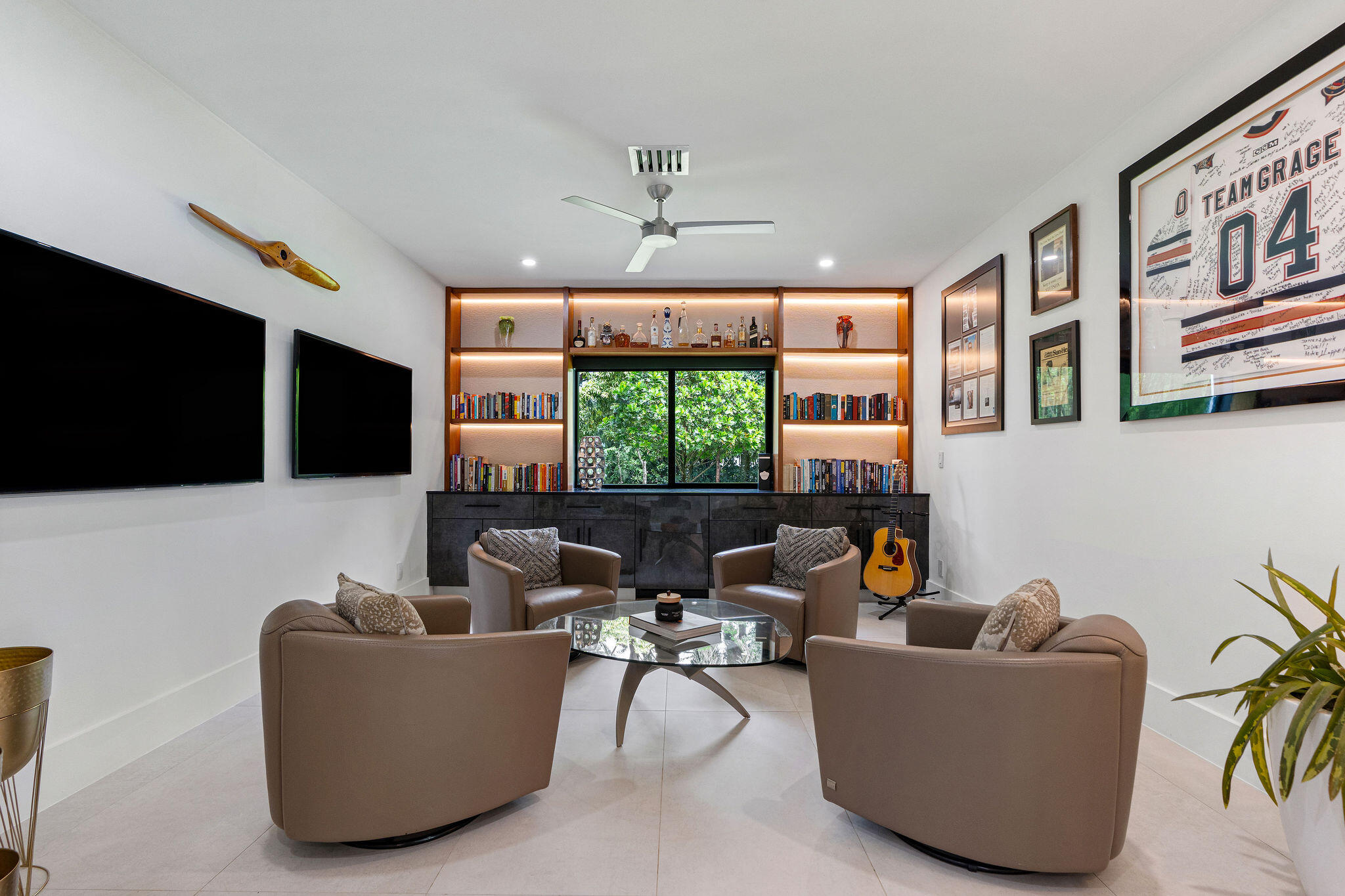 SUNSHINE RANCHES - Residential