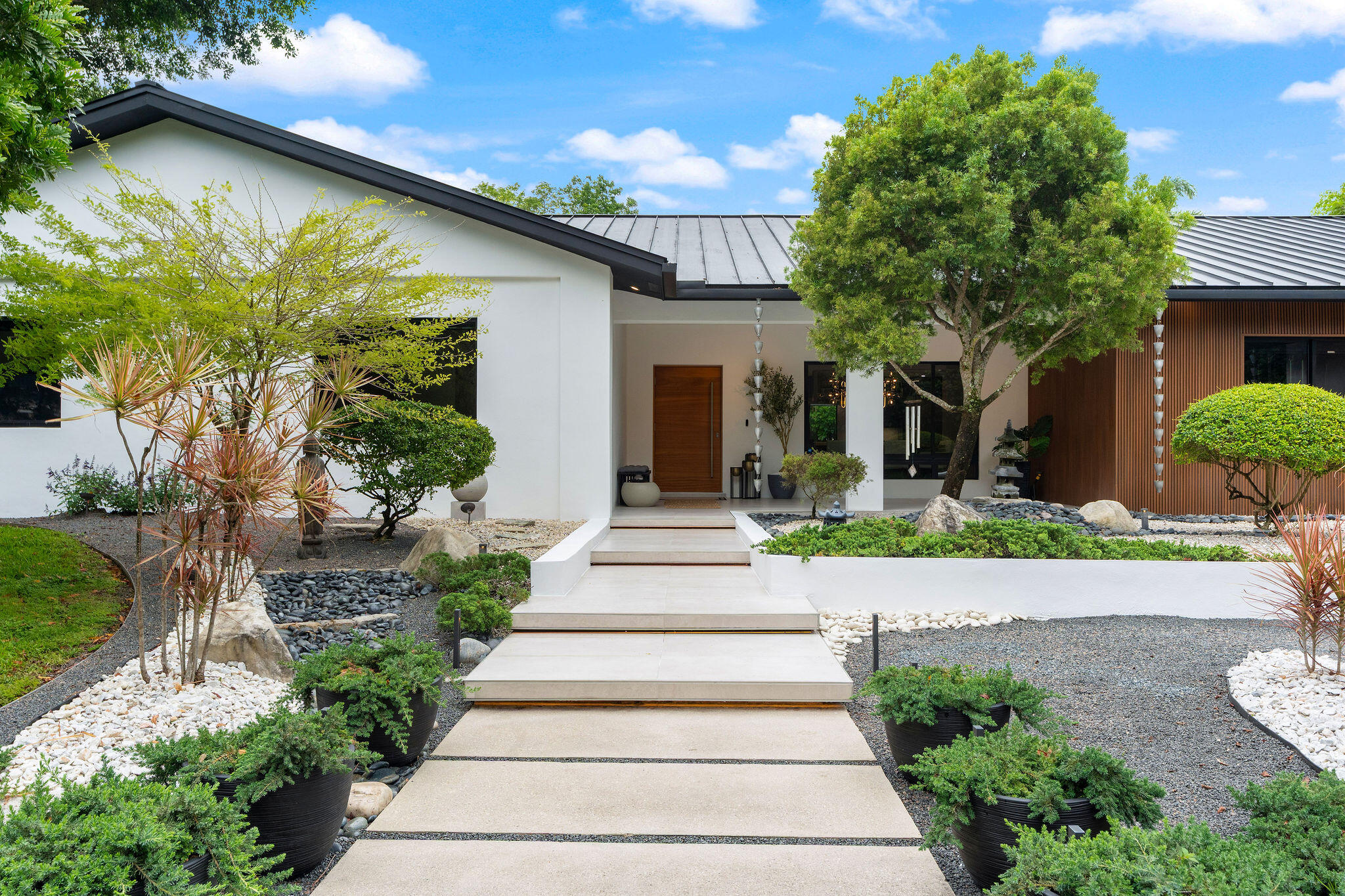 SUNSHINE RANCHES - Residential