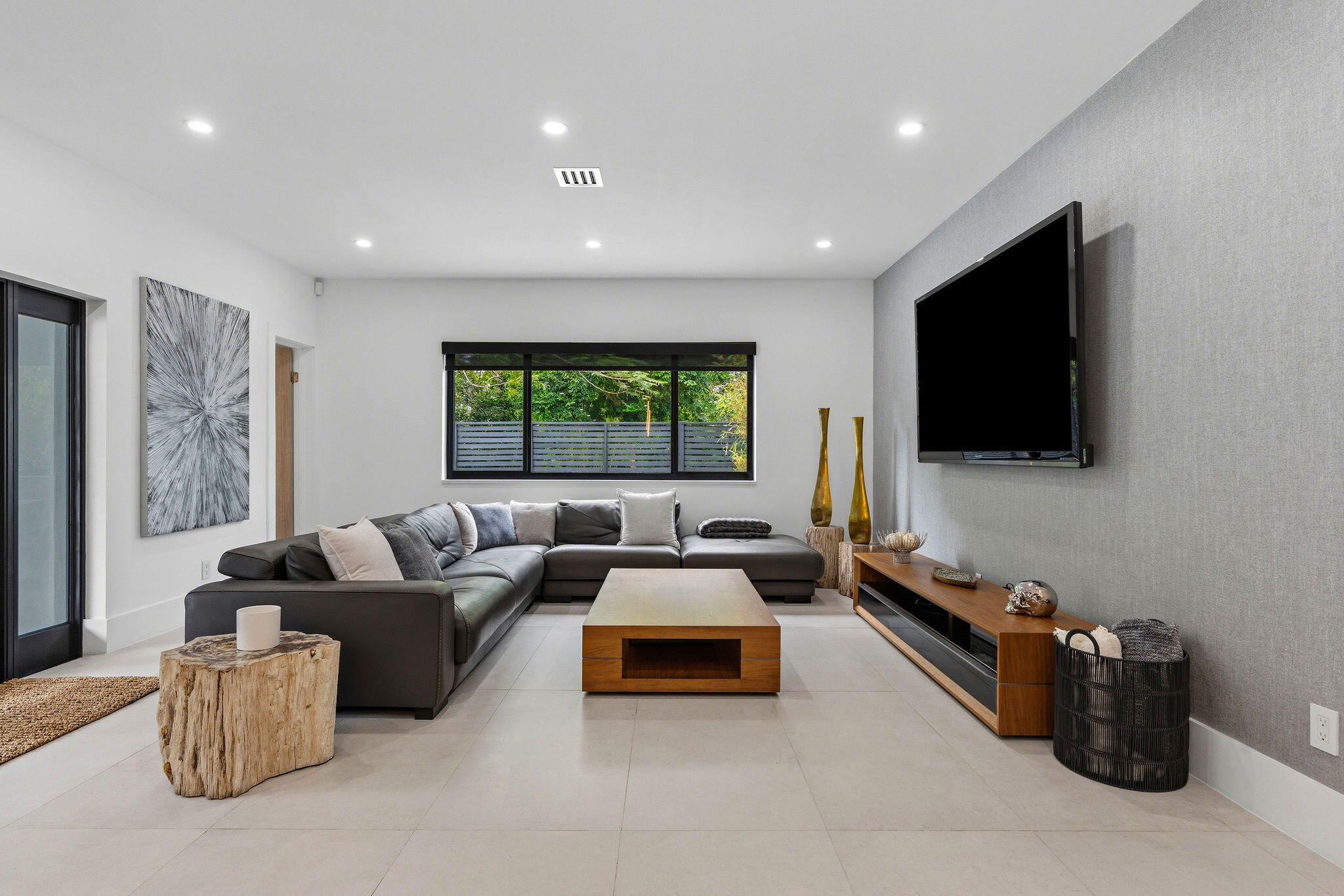 SUNSHINE RANCHES - Residential