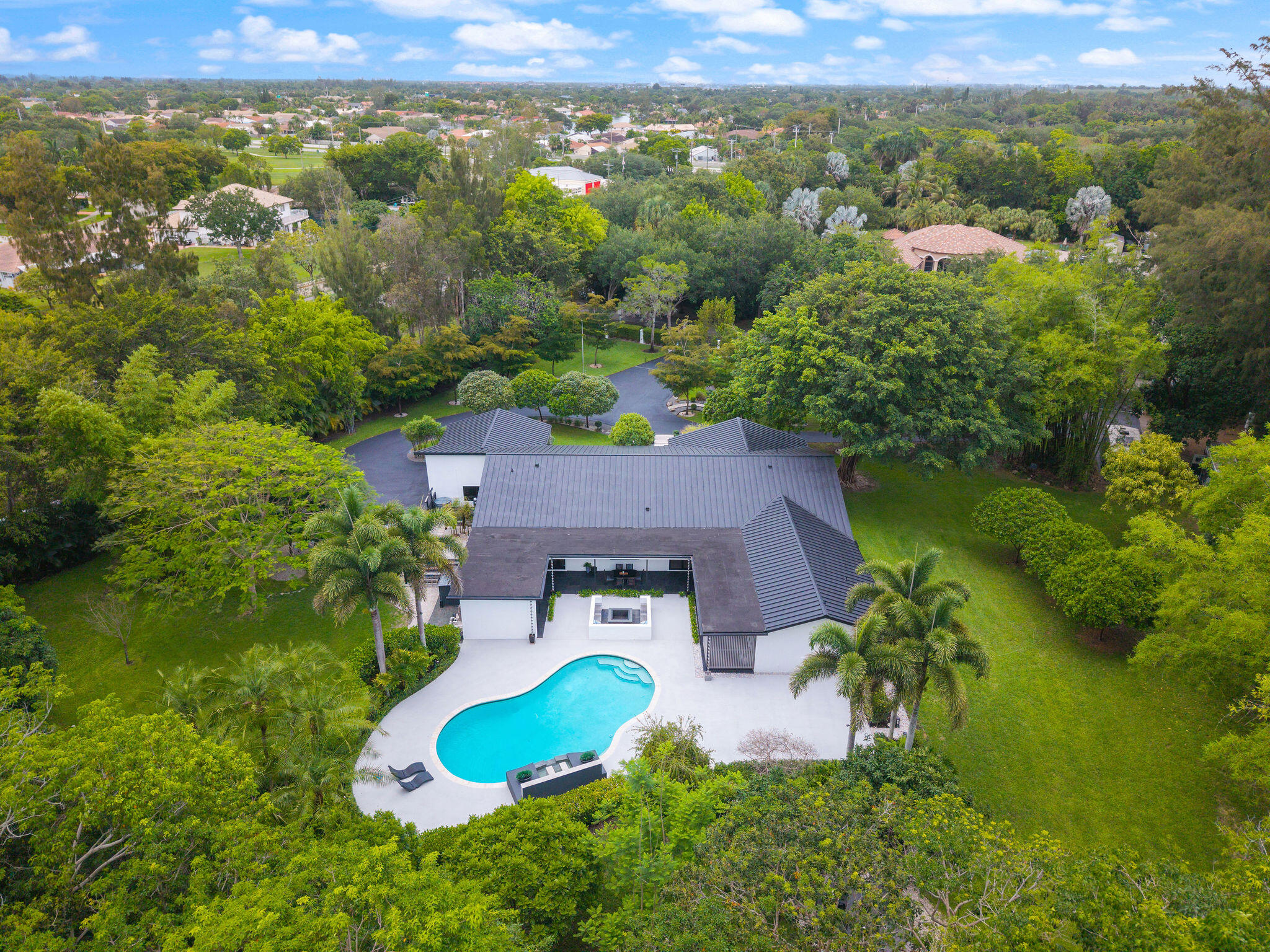 SUNSHINE RANCHES - Residential