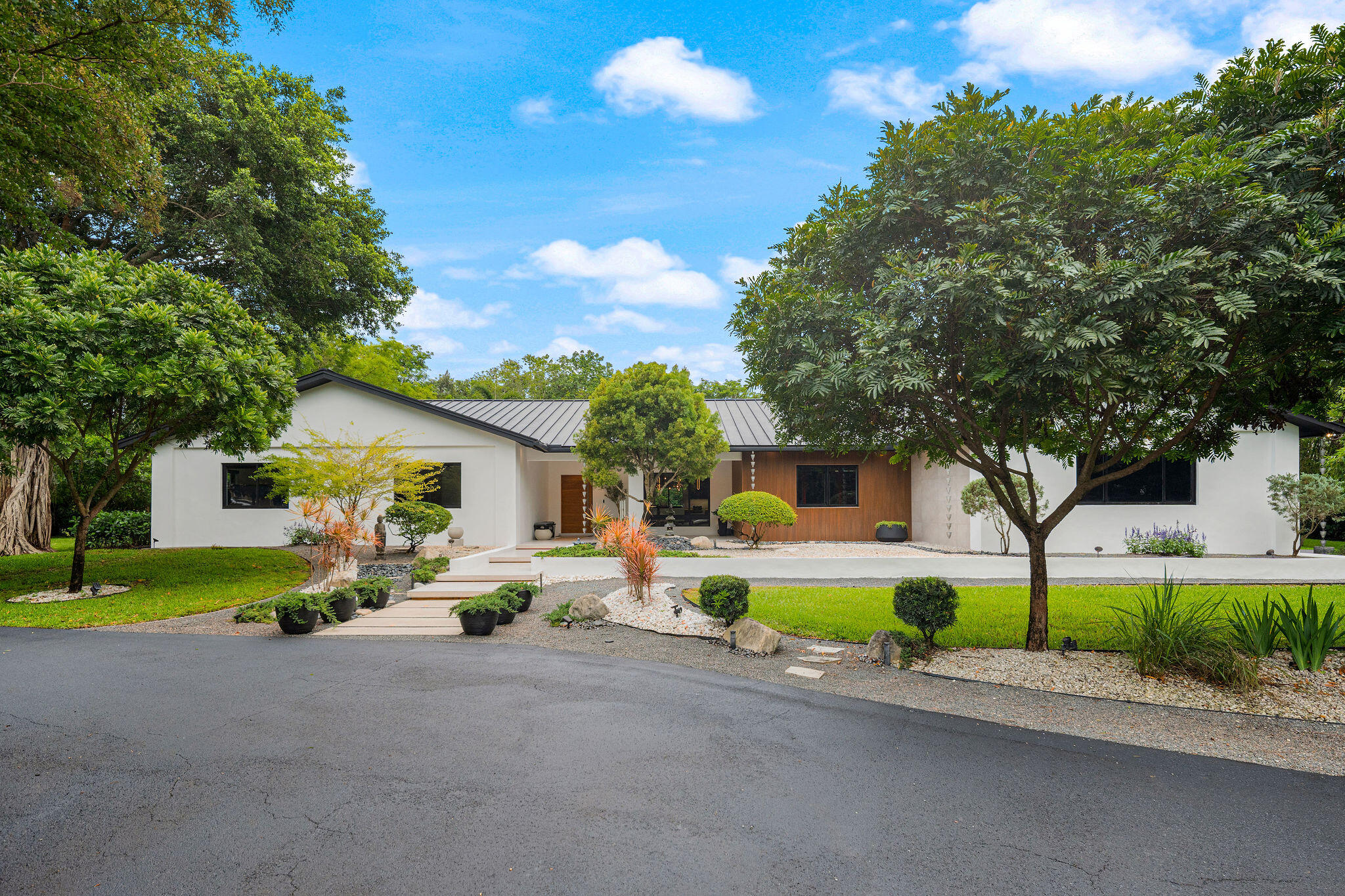 SUNSHINE RANCHES - Residential