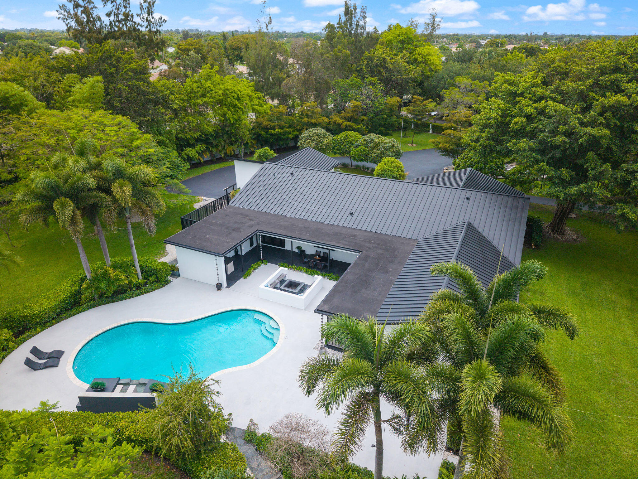 SUNSHINE RANCHES - Residential