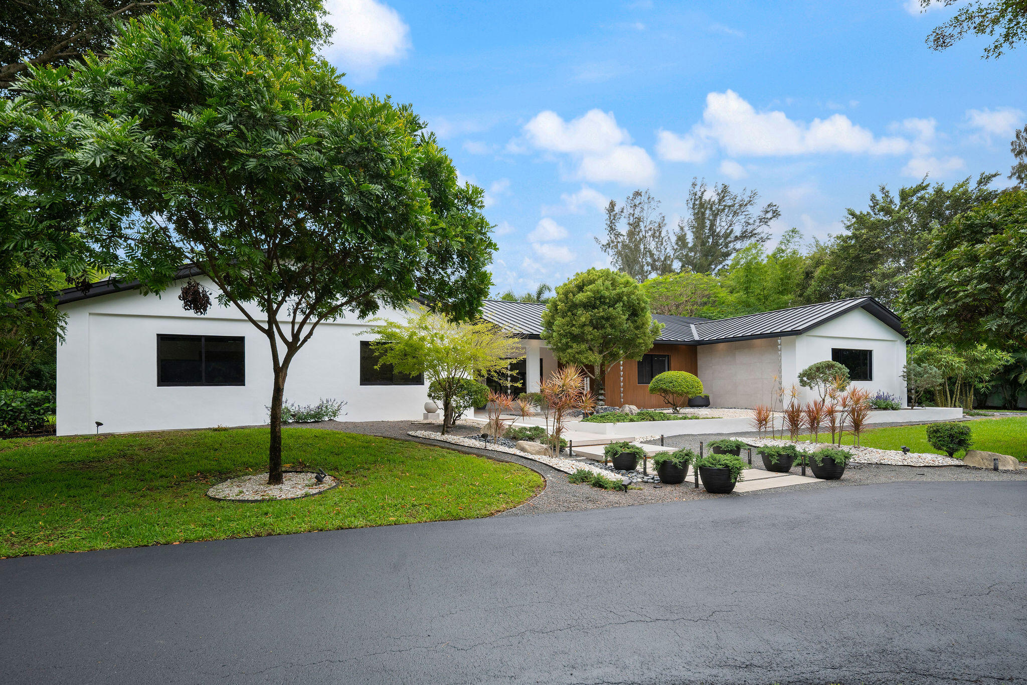 SUNSHINE RANCHES - Residential