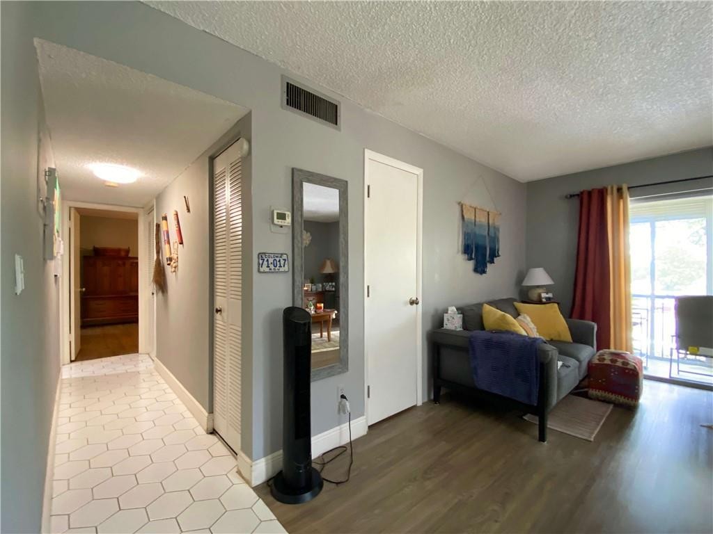 Oakbrook Village - Residential