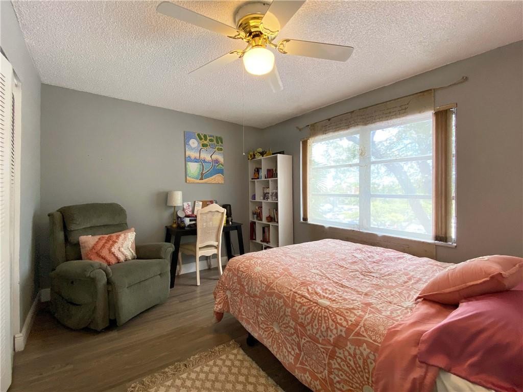 Oakbrook Village - Residential