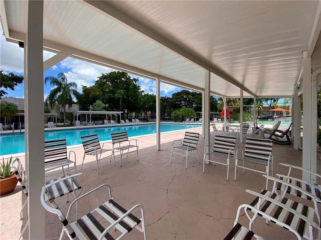 Oakbrook Village - Residential