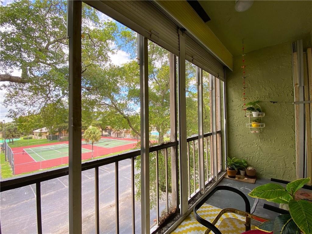 Oakbrook Village - Residential