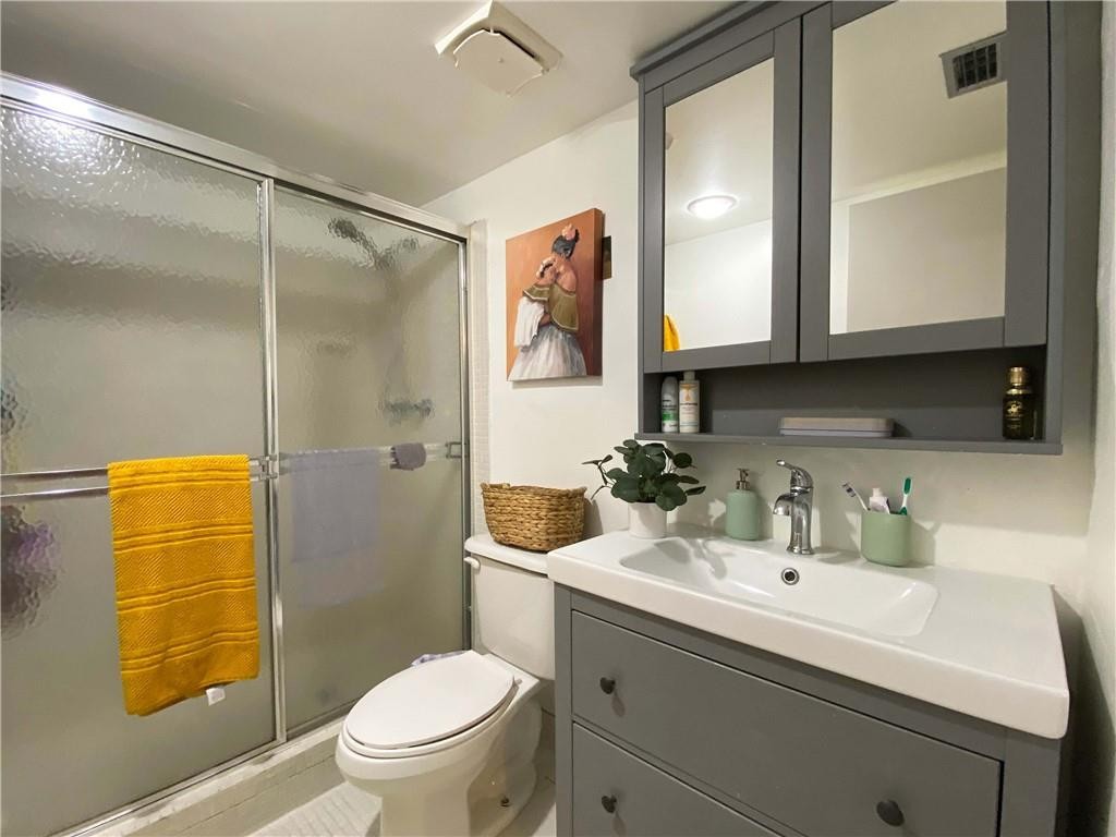Oakbrook Village - Residential