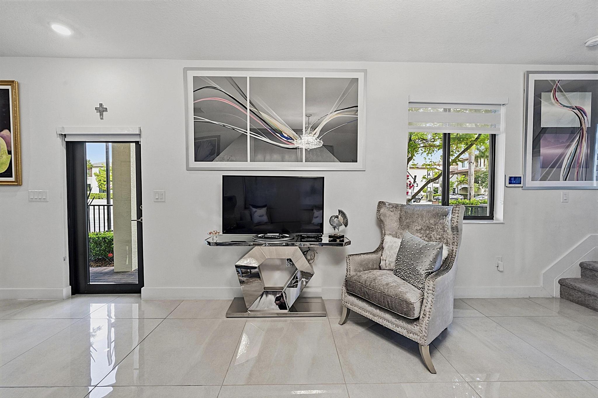 DOWNTOWN DORAL SOUTH PHASE TWO - Residential
