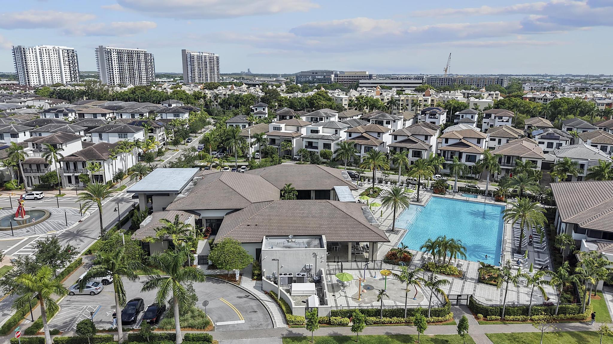 DOWNTOWN DORAL SOUTH PHASE TWO - Residential