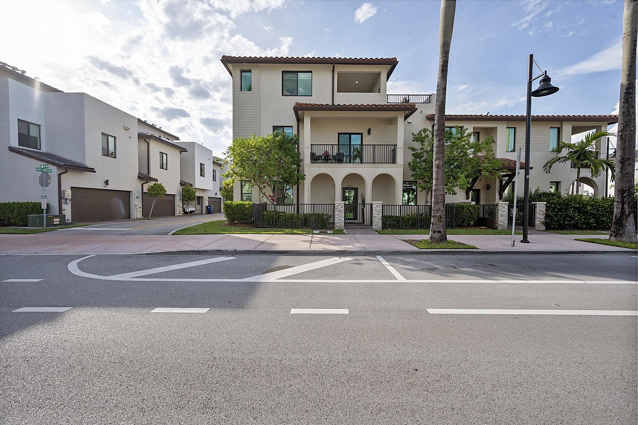 DOWNTOWN DORAL SOUTH PHASE TWO - Residential