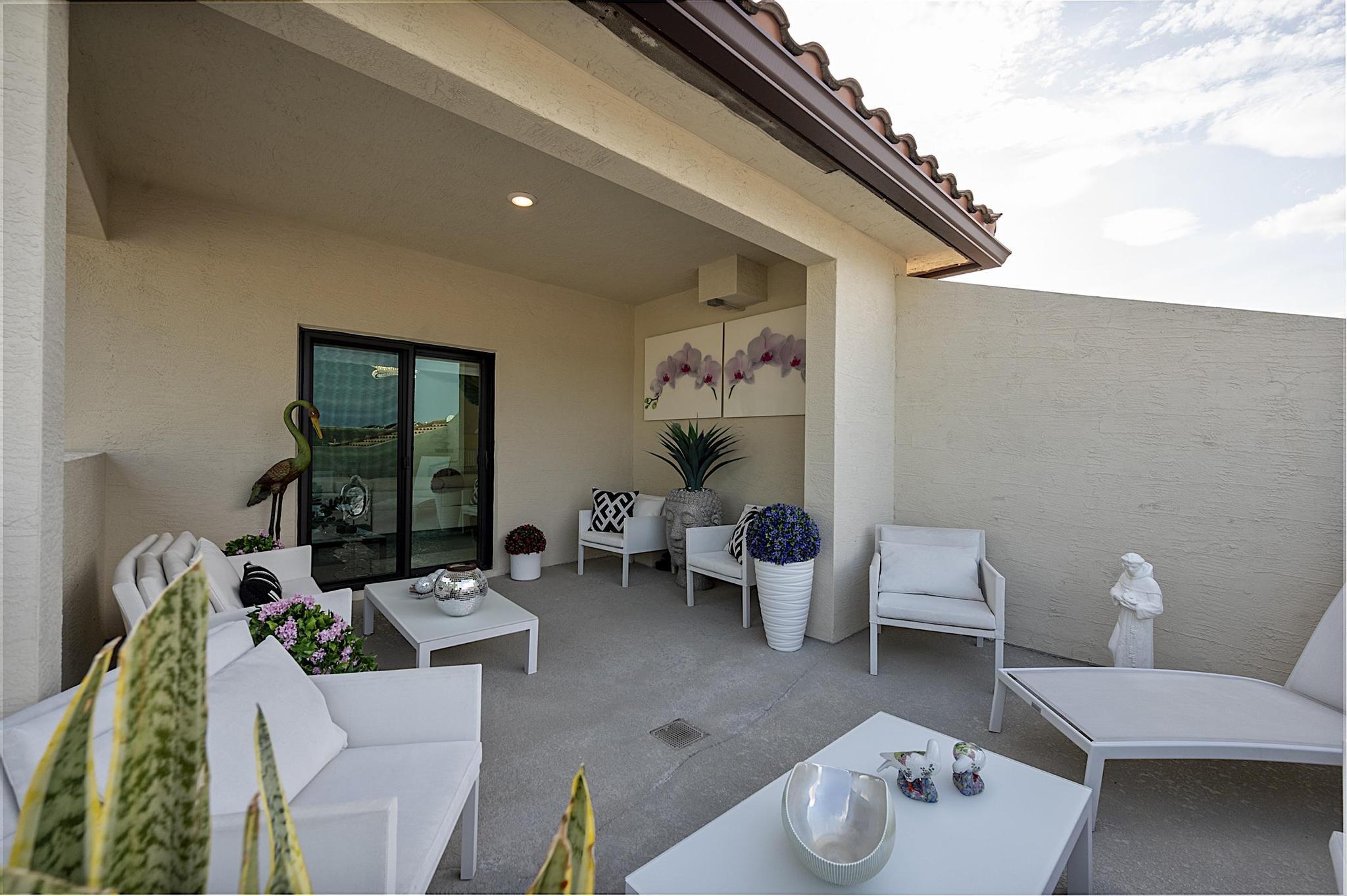 DOWNTOWN DORAL SOUTH PHASE TWO - Residential