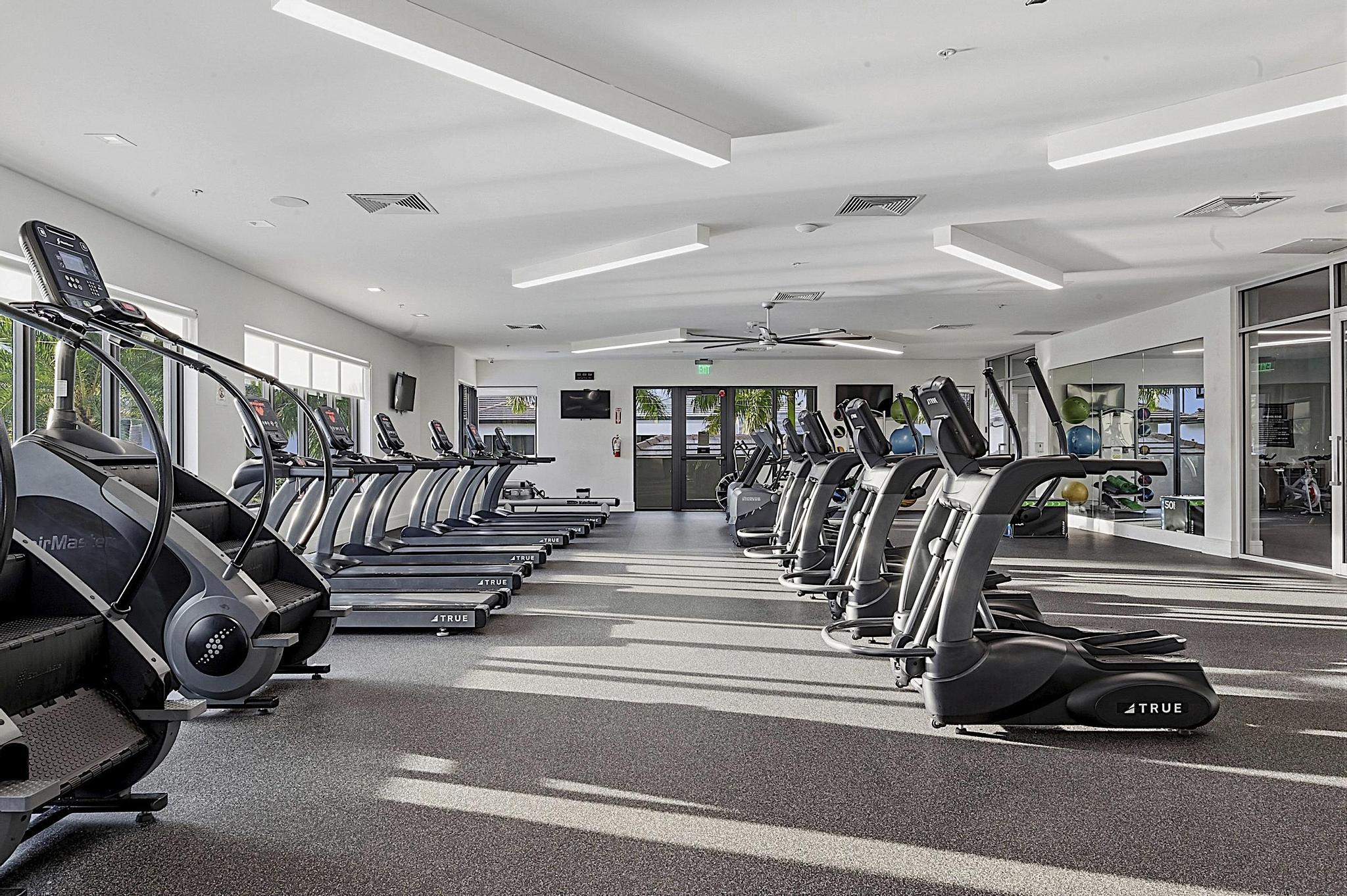 DOWNTOWN DORAL SOUTH PHASE TWO - Residential