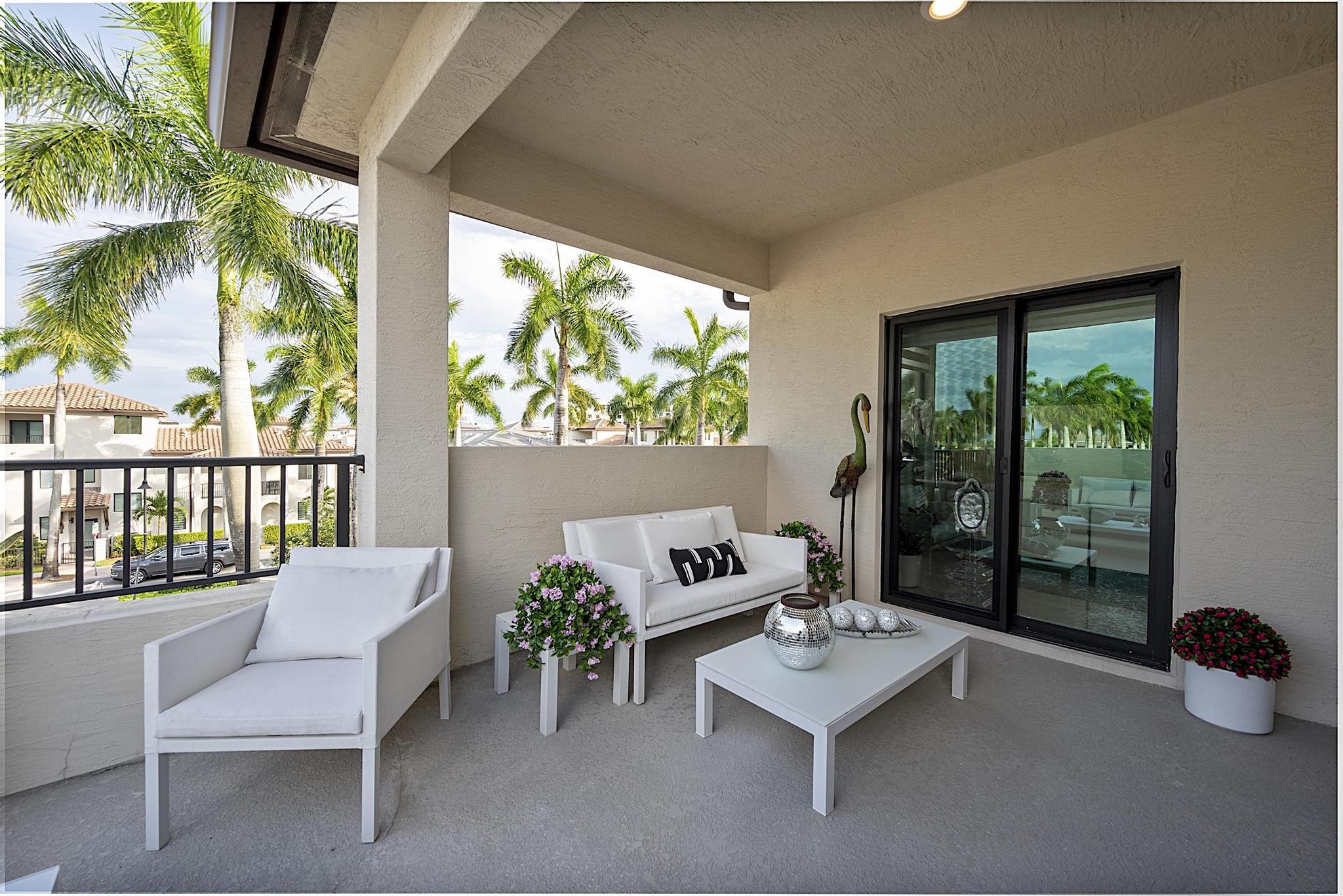 DOWNTOWN DORAL SOUTH PHASE TWO - Residential