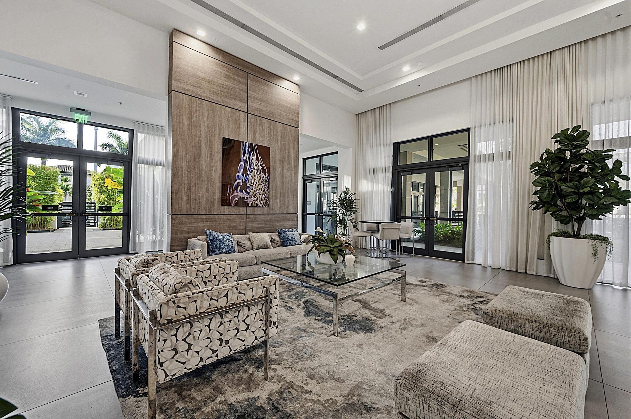 DOWNTOWN DORAL SOUTH PHASE TWO - Residential