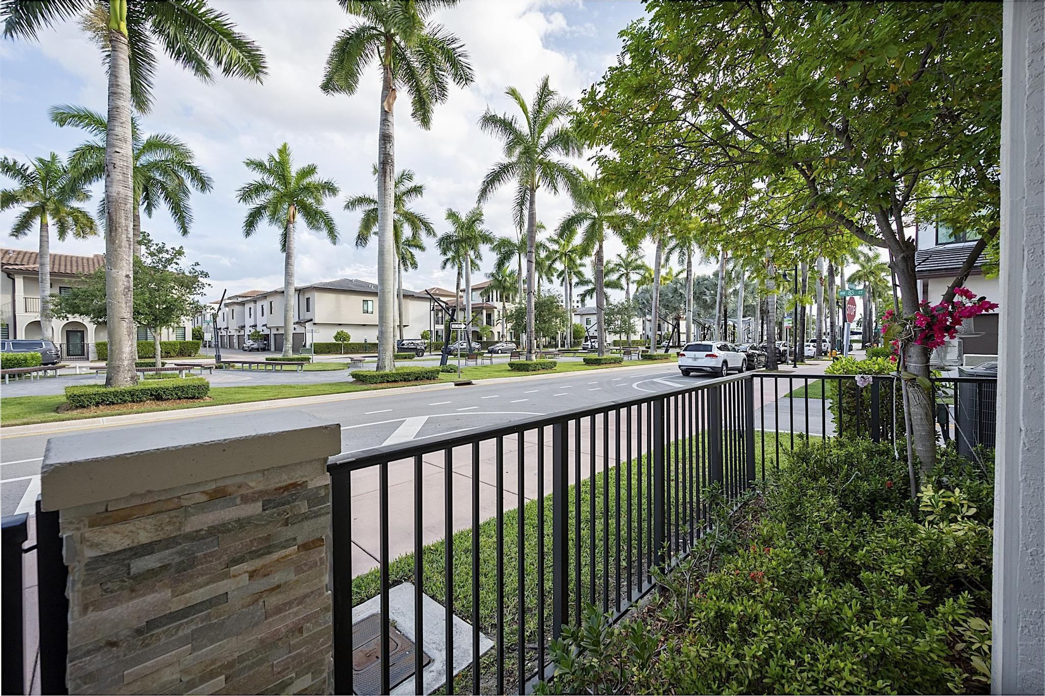 DOWNTOWN DORAL SOUTH PHASE TWO - Residential