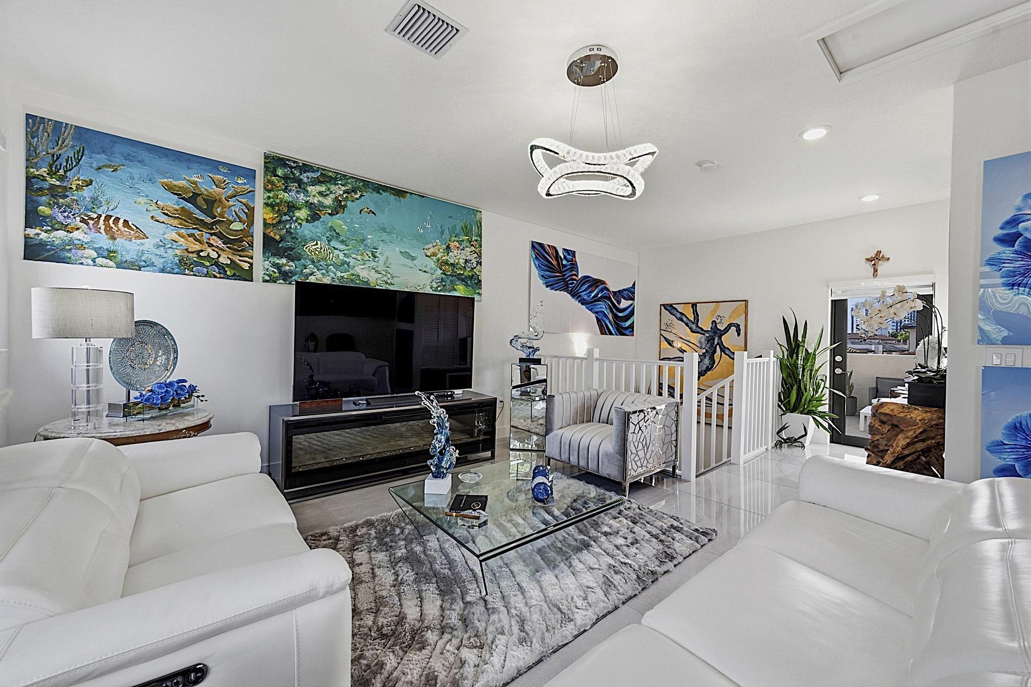 DOWNTOWN DORAL SOUTH PHASE TWO - Residential
