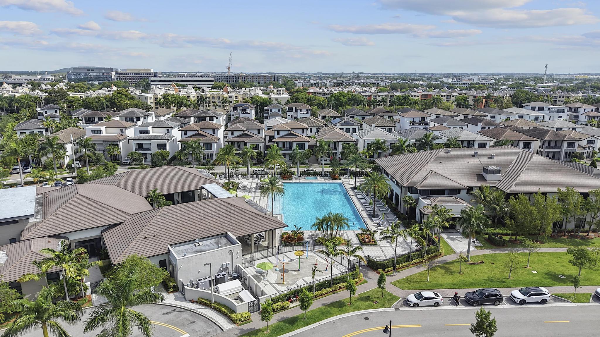 DOWNTOWN DORAL SOUTH PHASE TWO - Residential
