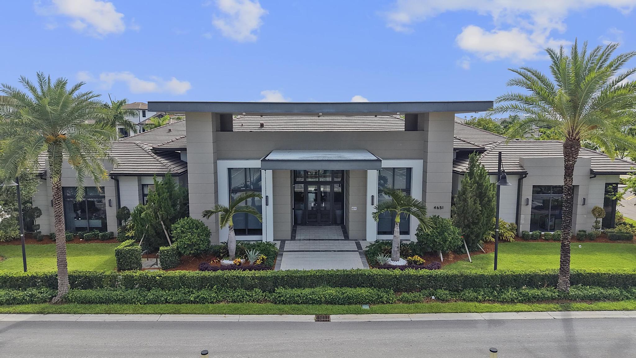 DOWNTOWN DORAL SOUTH PHASE TWO - Residential