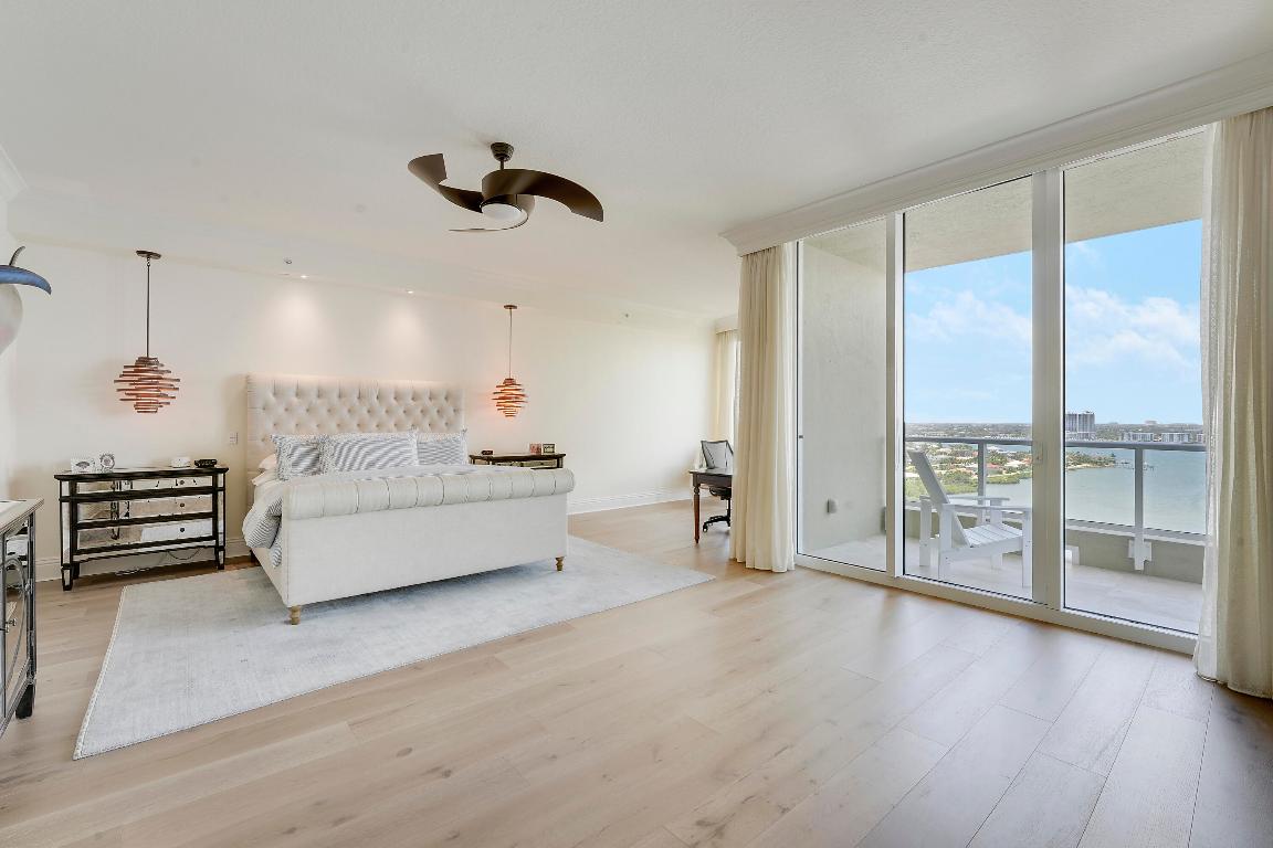 OCEAN'S EDGE - Residential