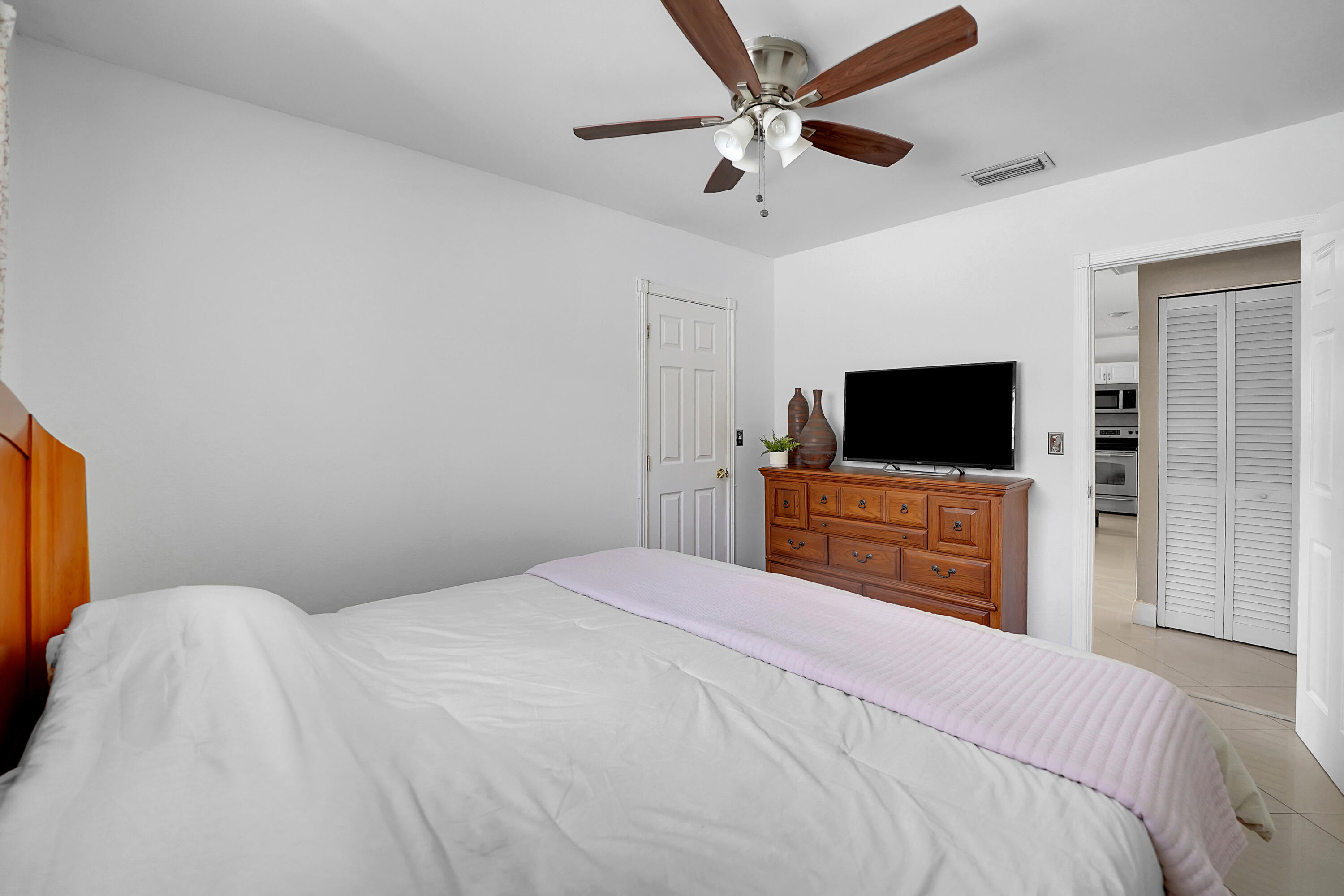 UNIVERSITY HEIGHTS 1ST ADD - Residential