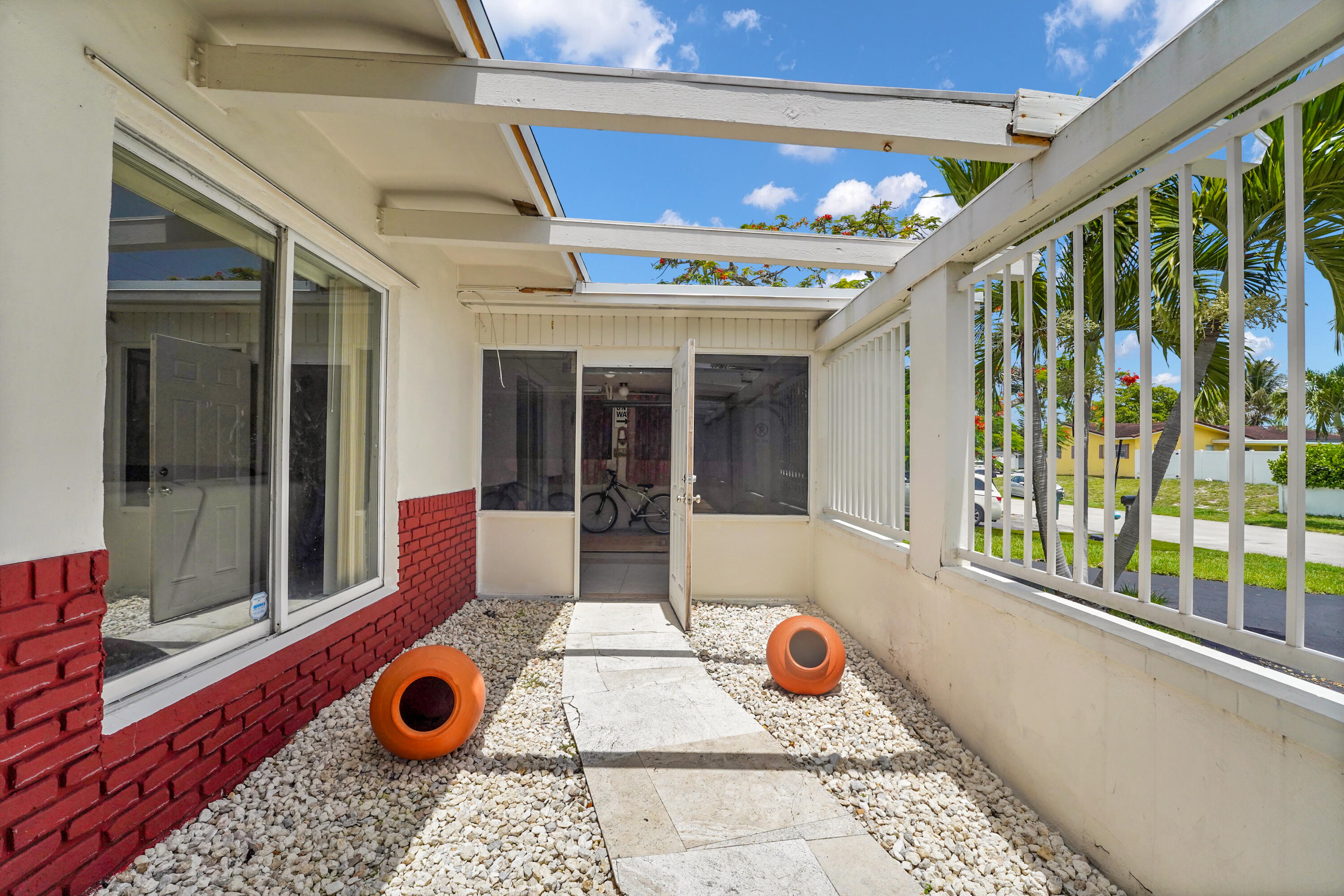 UNIVERSITY HEIGHTS 1ST ADD - Residential