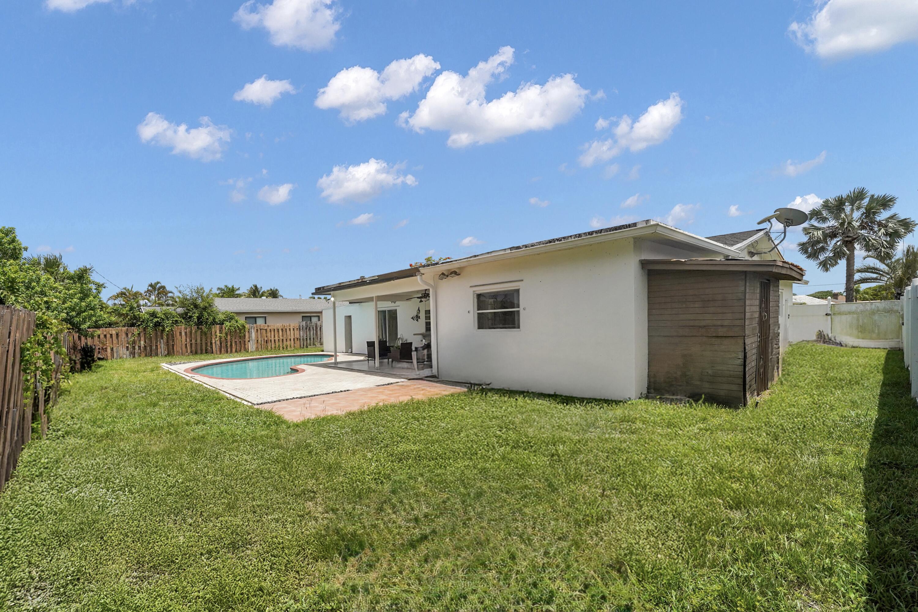 UNIVERSITY HEIGHTS 1ST ADD - Residential
