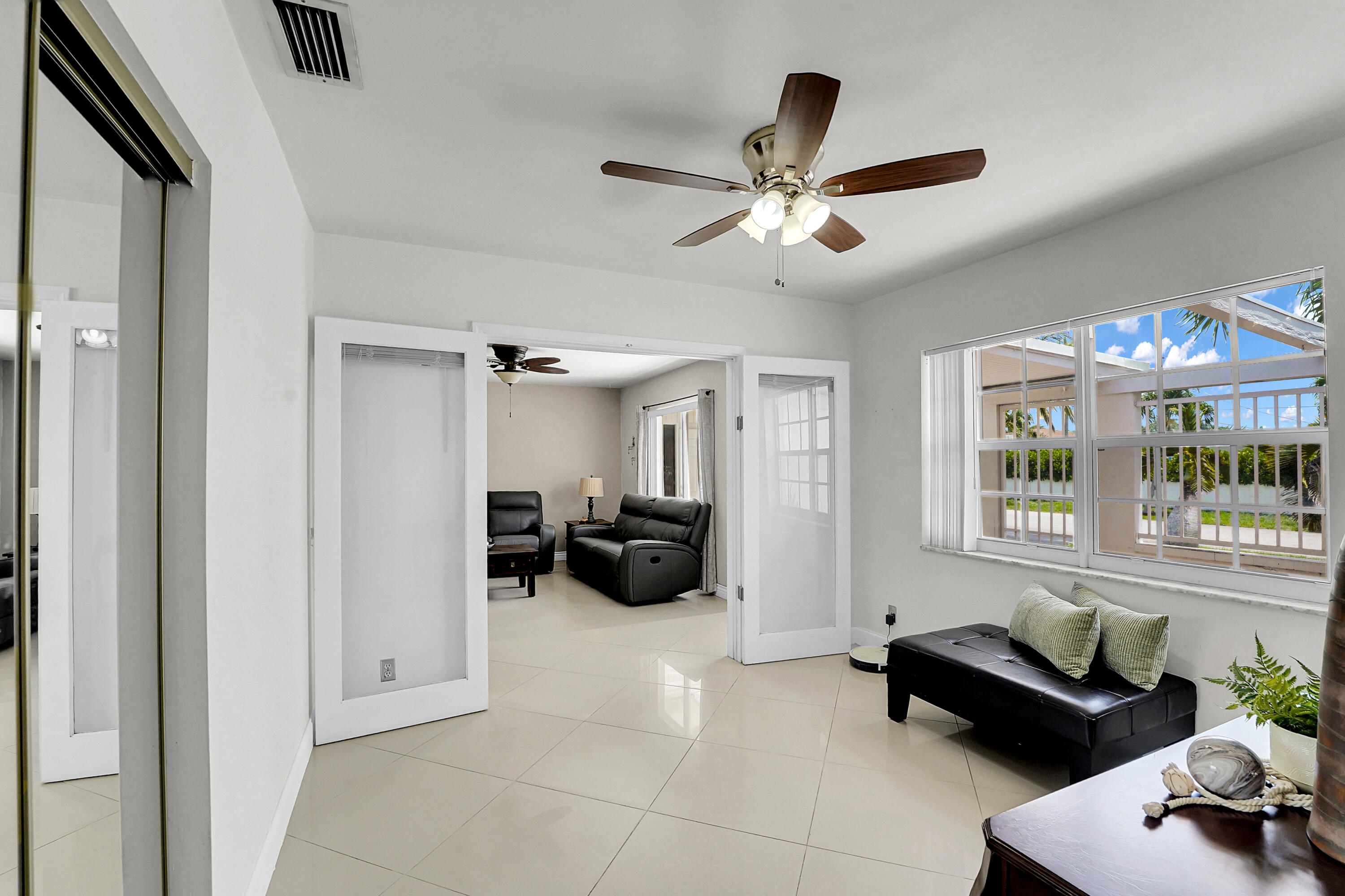 UNIVERSITY HEIGHTS 1ST ADD - Residential