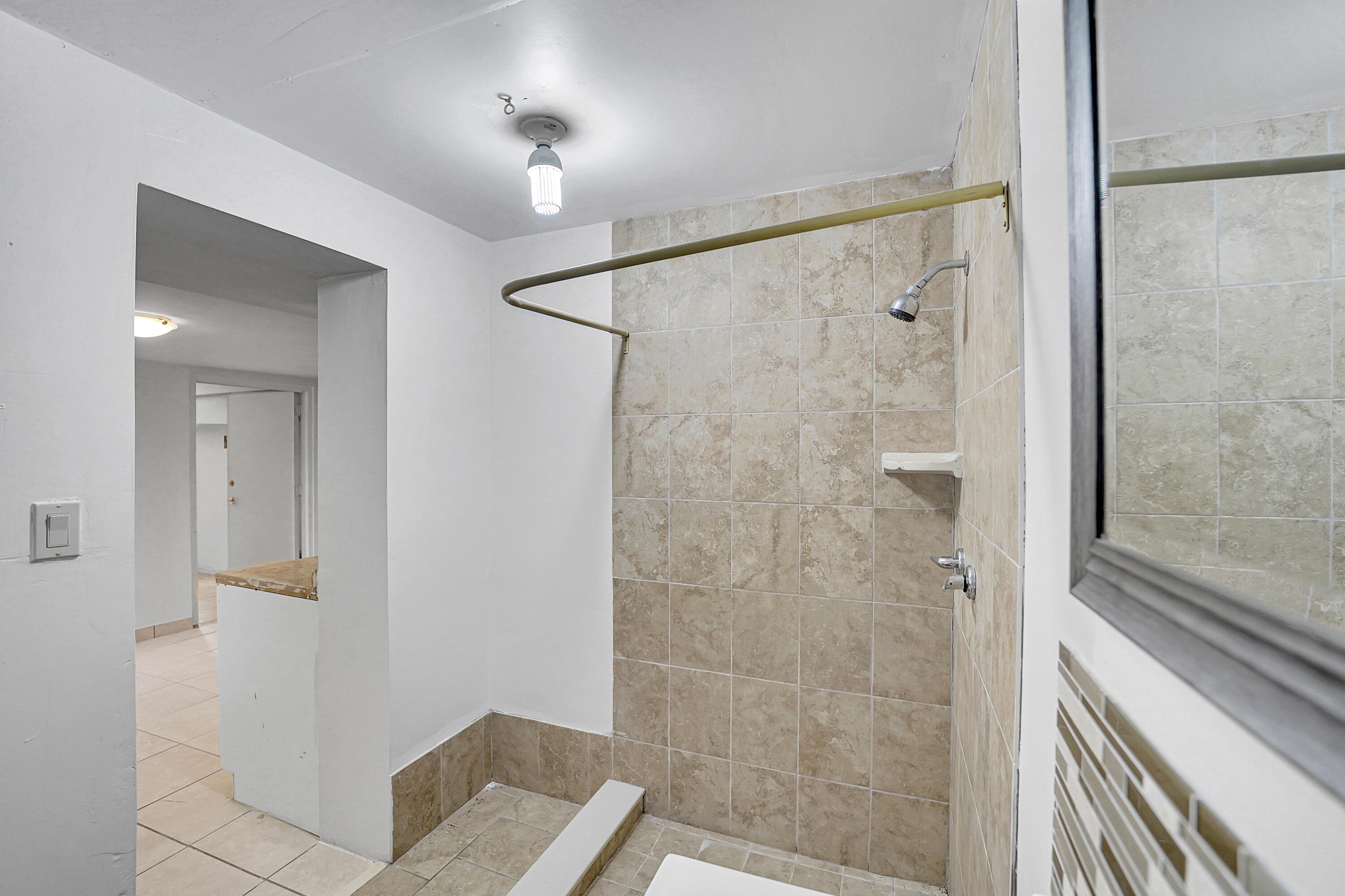 UNIVERSITY HEIGHTS 1ST ADD - Residential