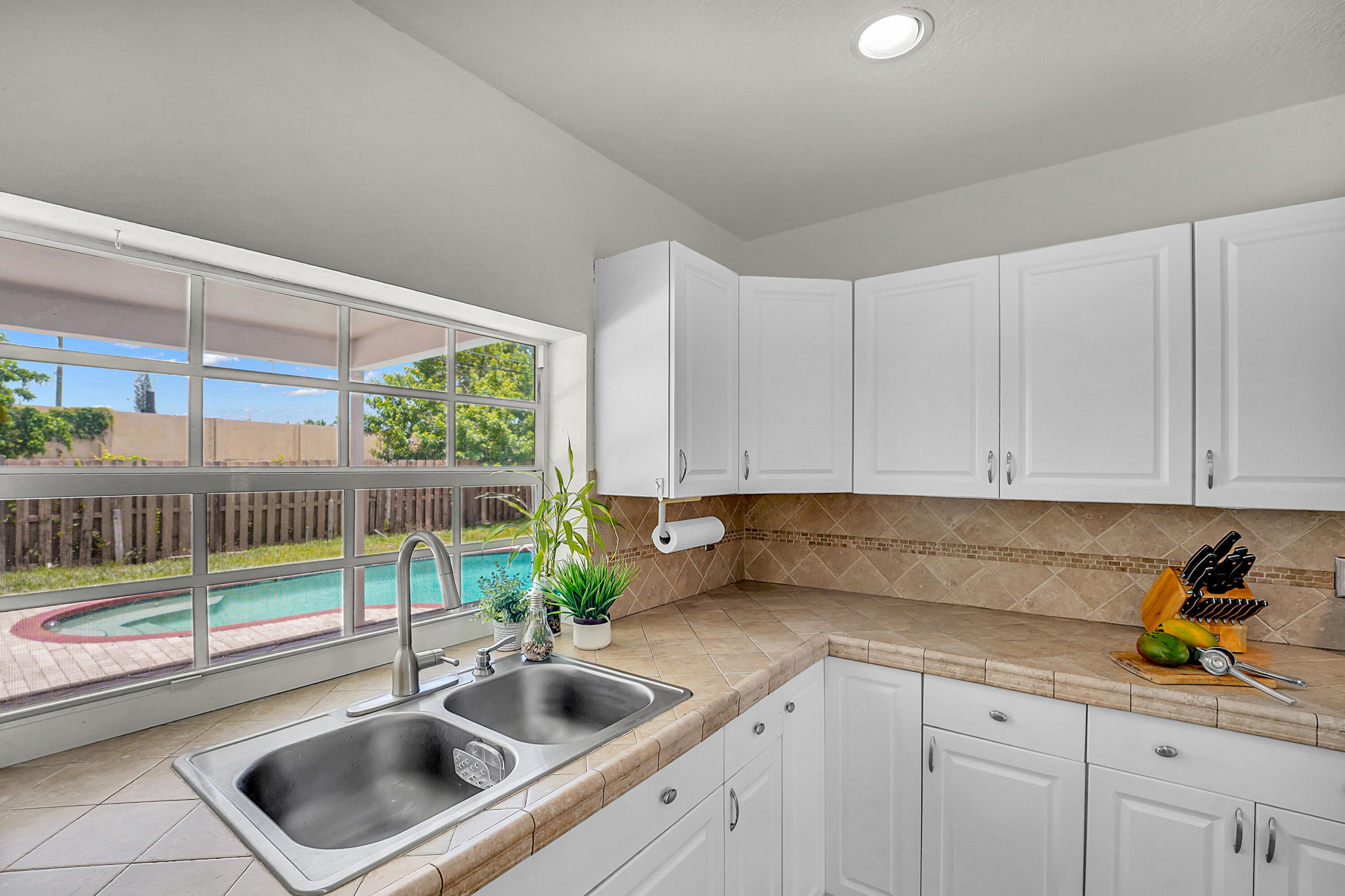 UNIVERSITY HEIGHTS 1ST ADD - Residential