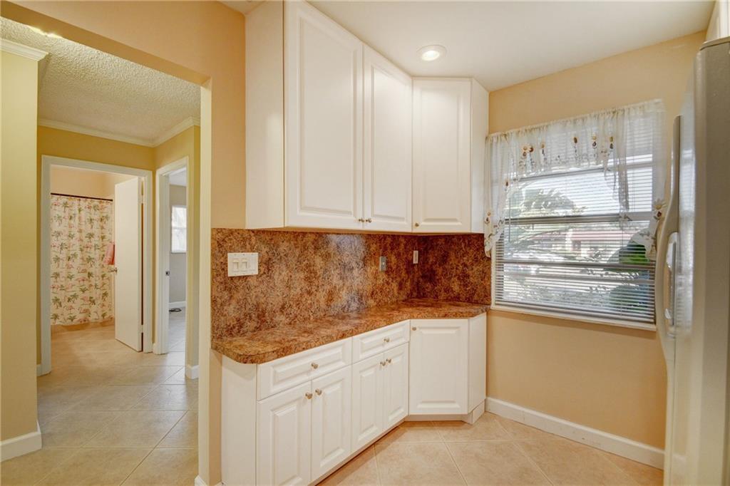 GOLDEN LAKES VILLAGE - Residential