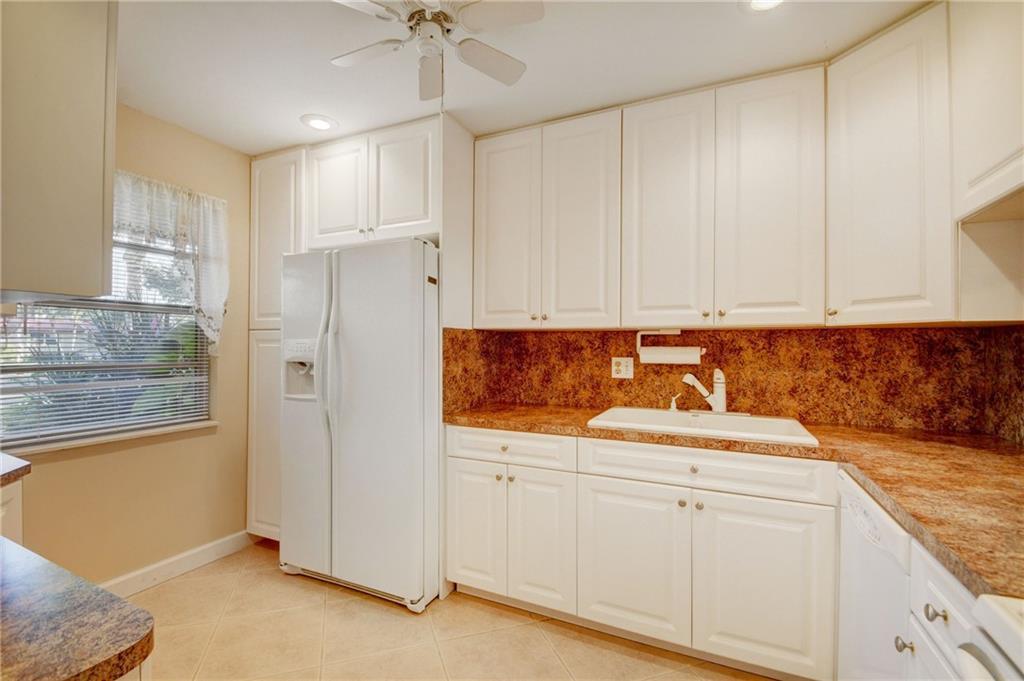 GOLDEN LAKES VILLAGE - Residential