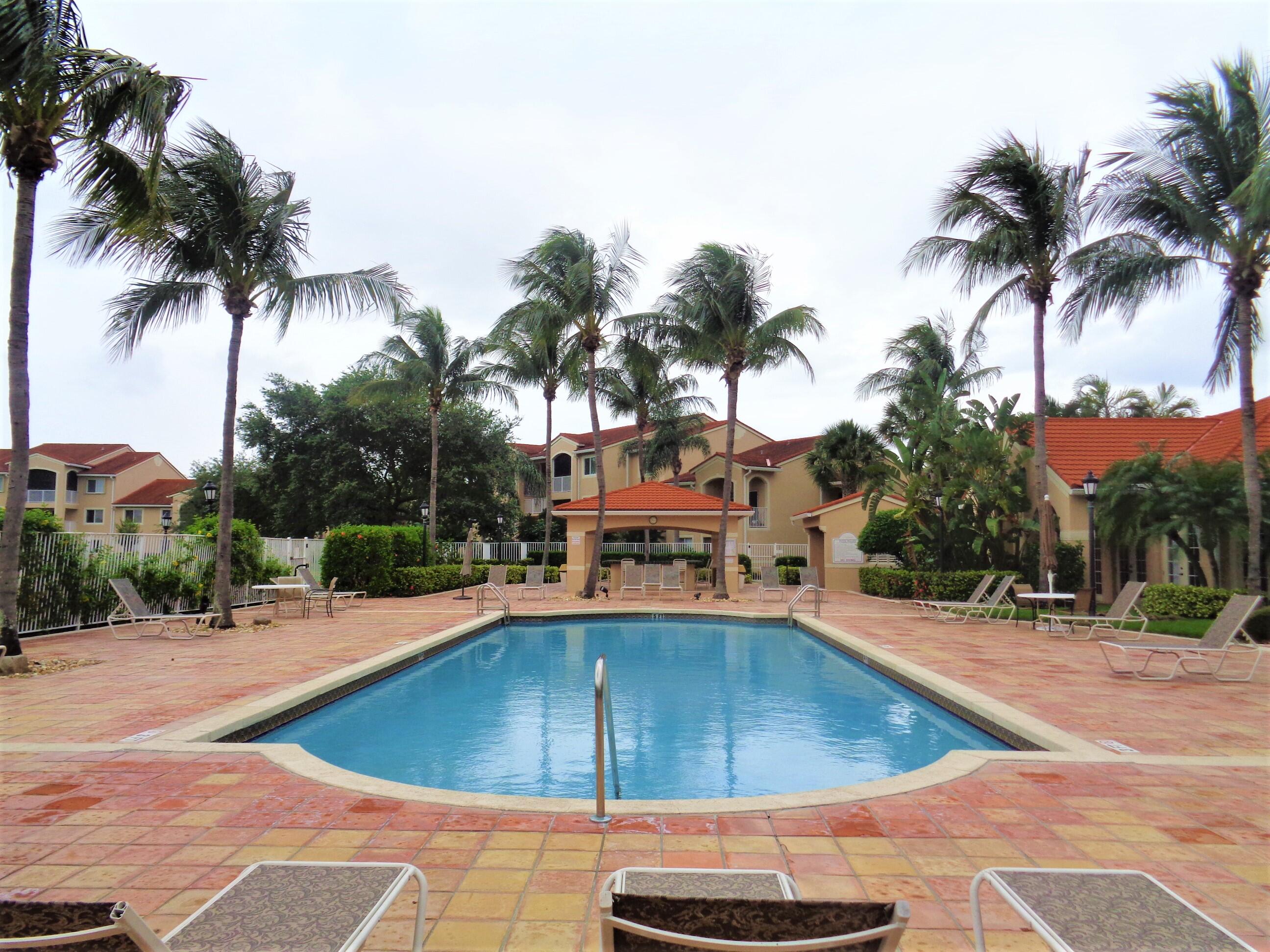 LAGUNA OF VERO BEACH - Residential