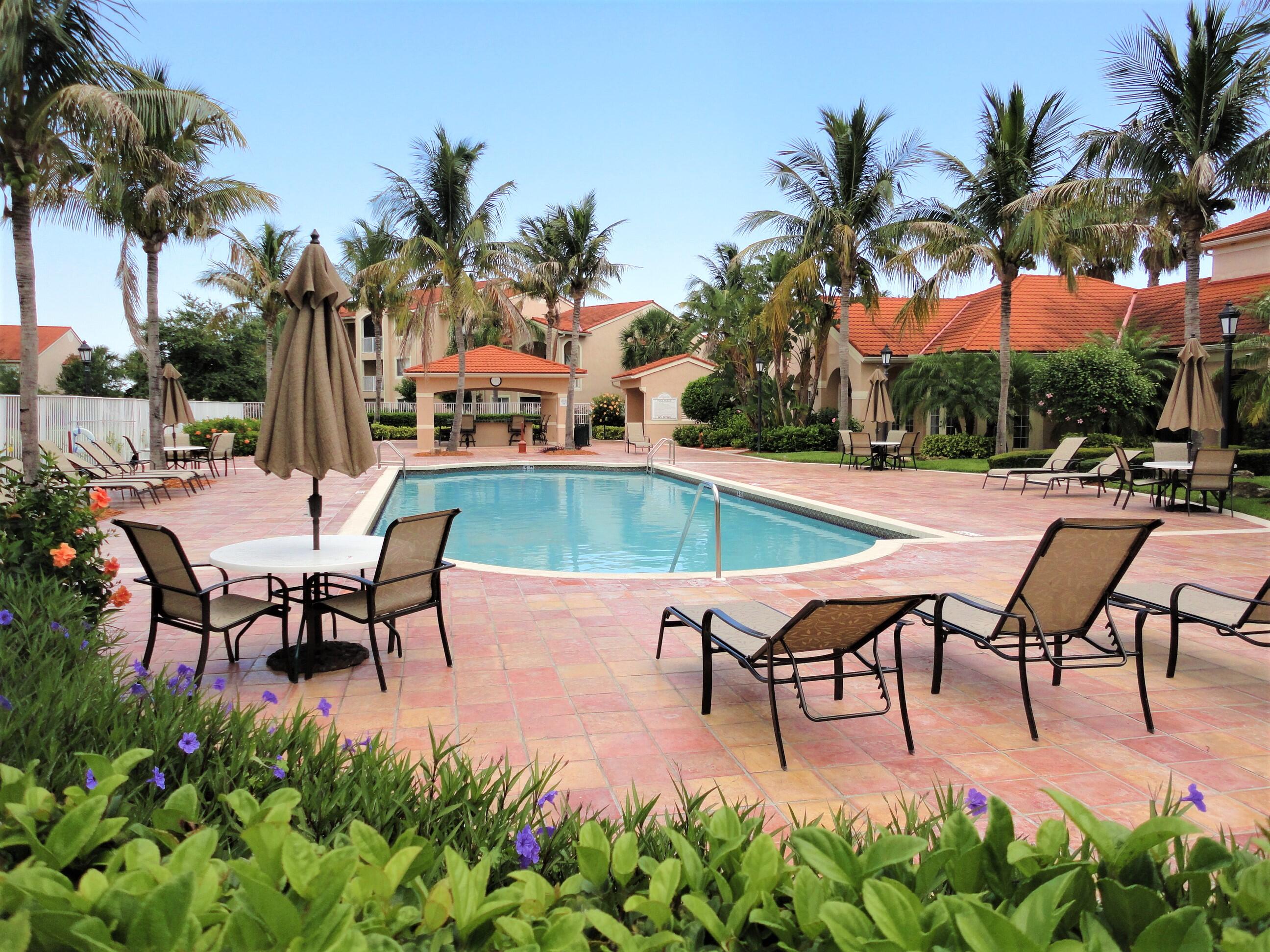 LAGUNA OF VERO BEACH - Residential