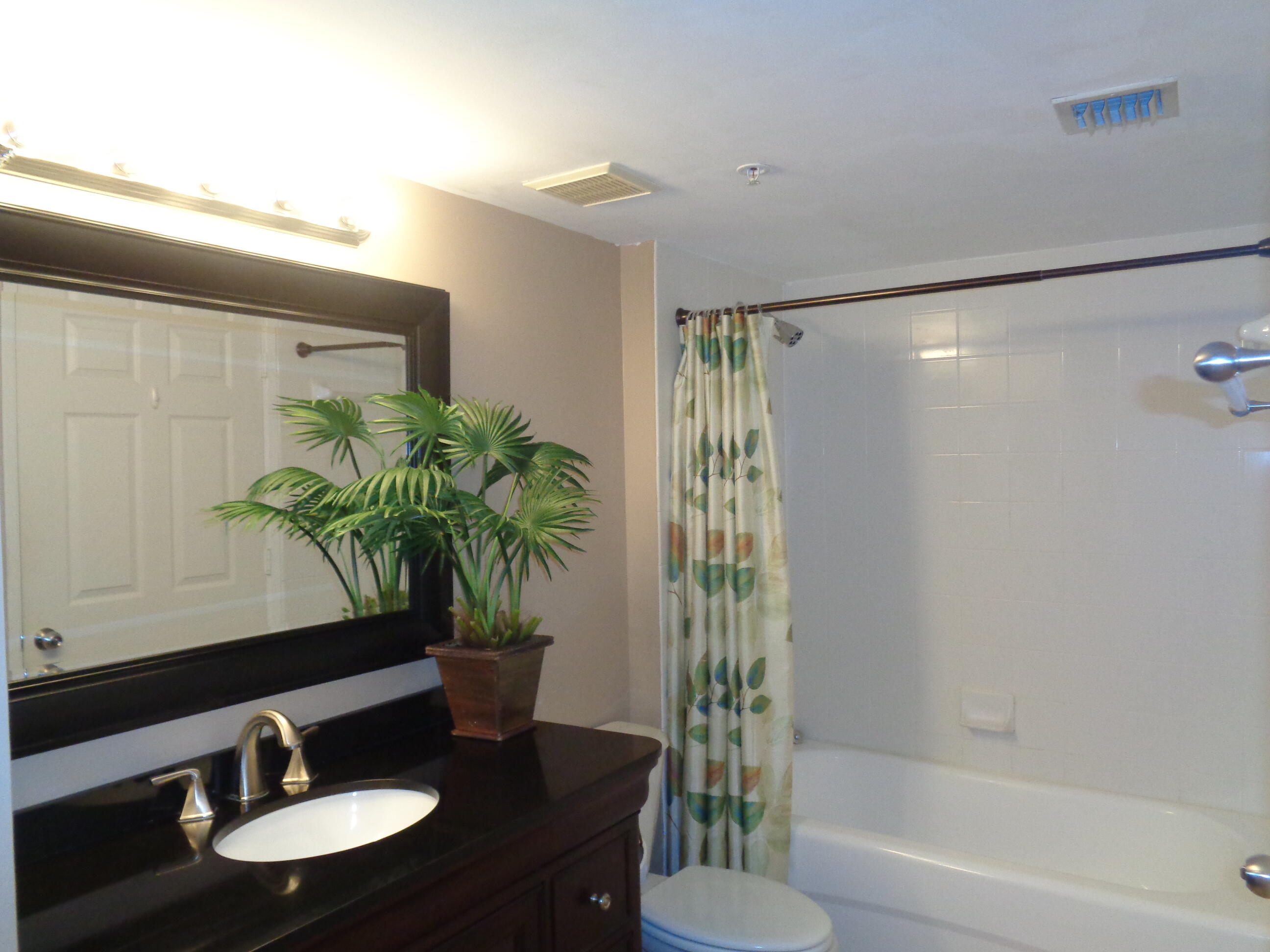 LAGUNA OF VERO BEACH - Residential