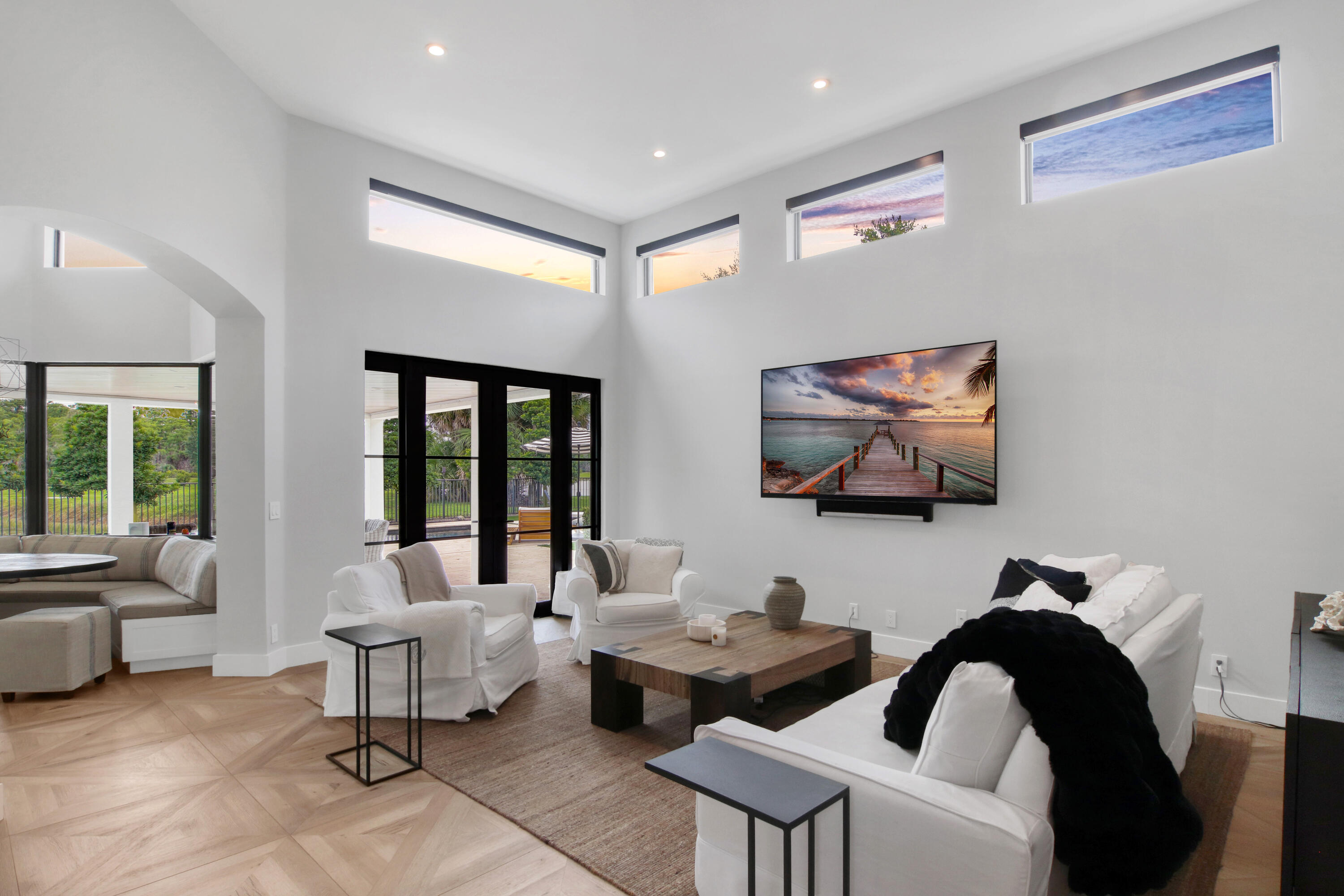 CHUKKER COVE P B POLO & CNTRY CLUB WELL - Residential