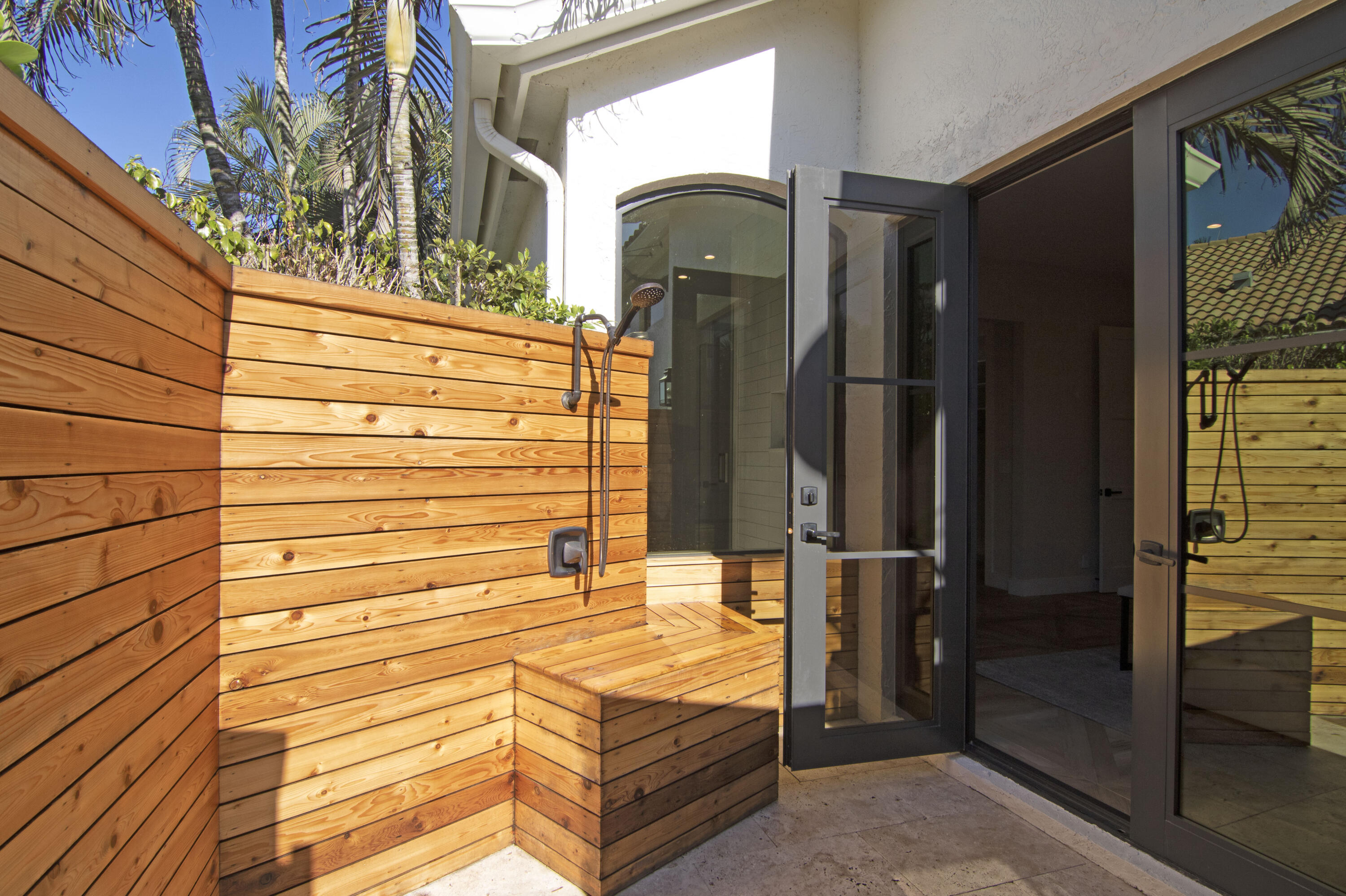 CHUKKER COVE P B POLO & CNTRY CLUB WELL - Residential