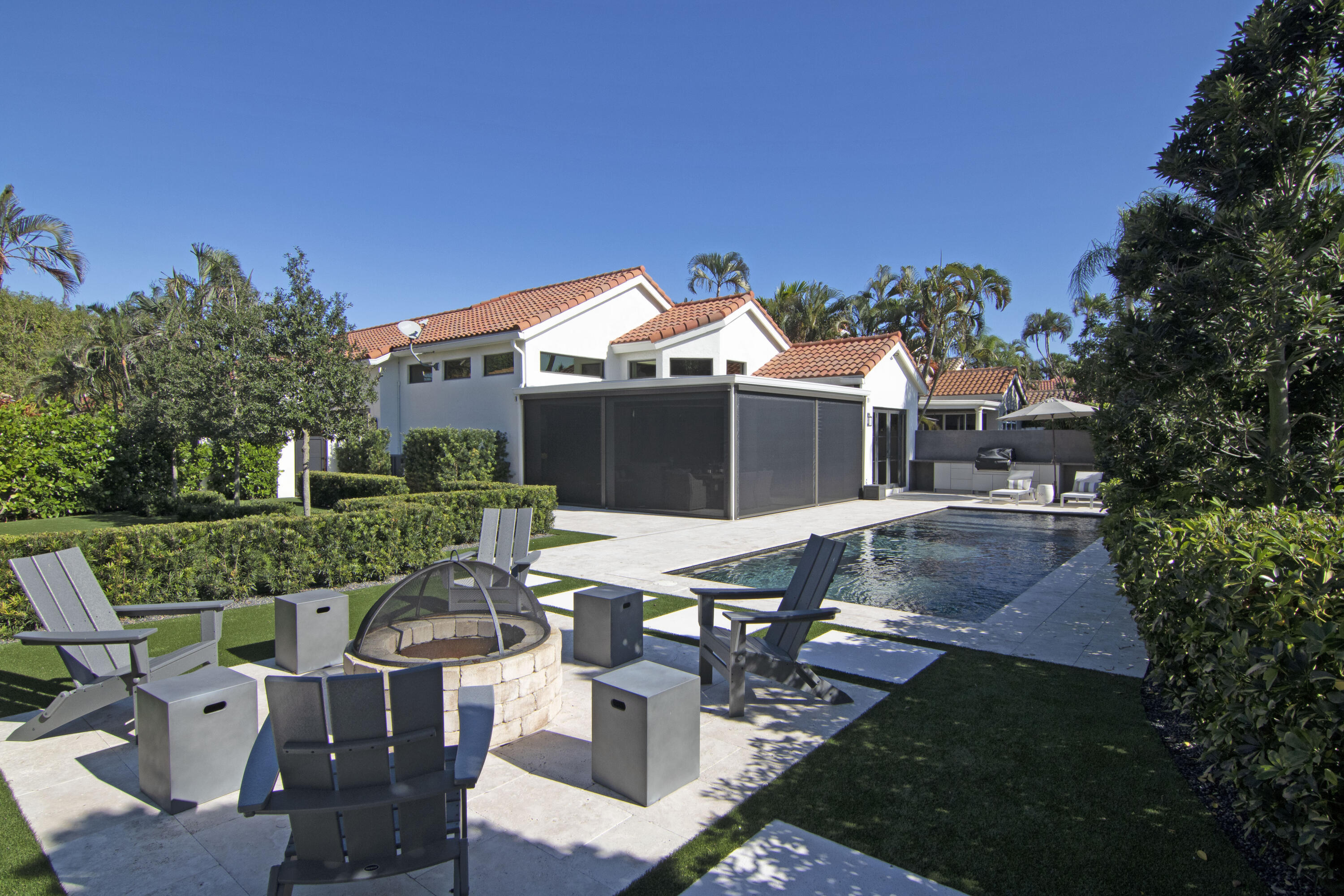 CHUKKER COVE P B POLO & CNTRY CLUB WELL - Residential