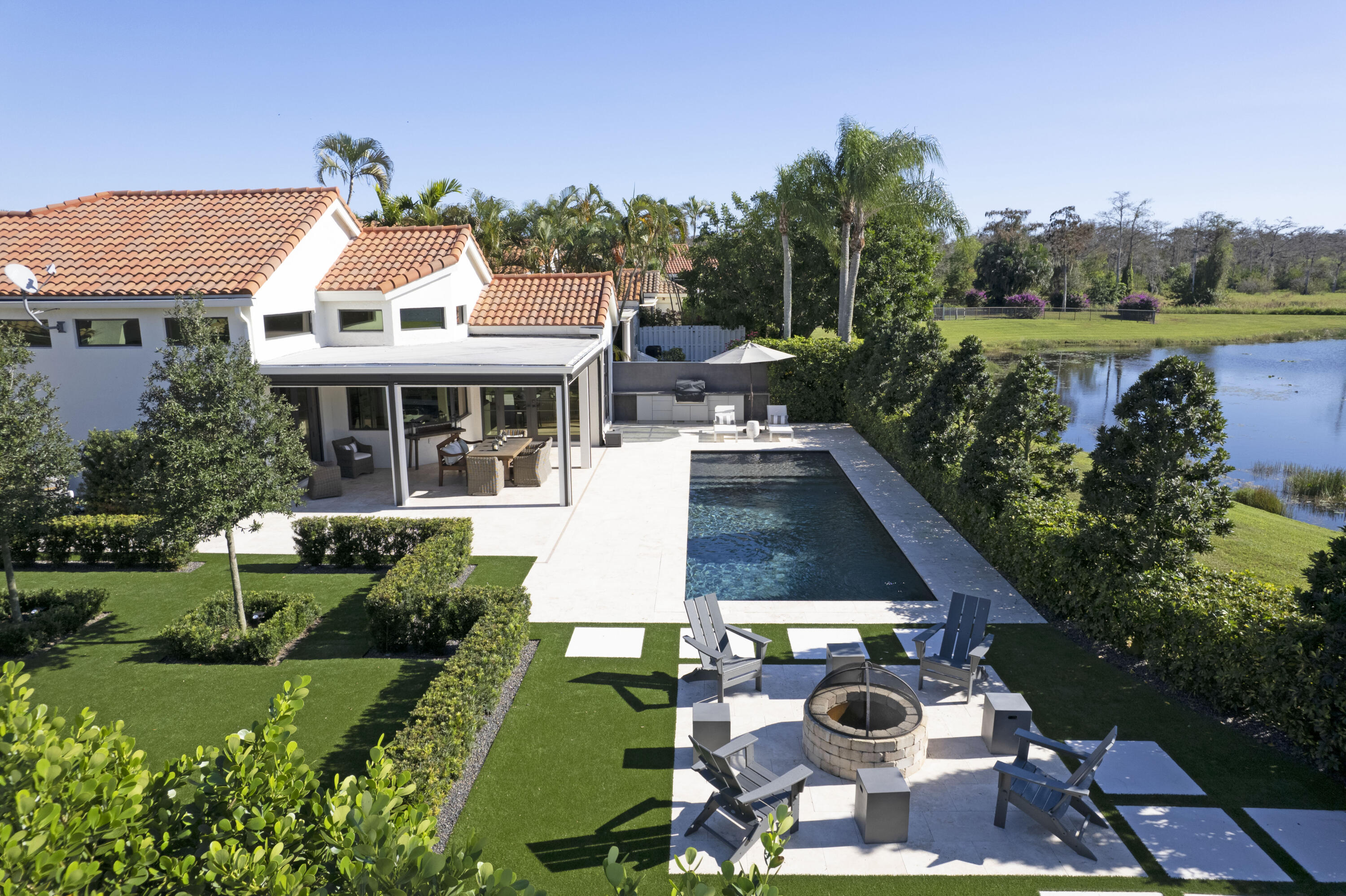 CHUKKER COVE P B POLO & CNTRY CLUB WELL - Residential