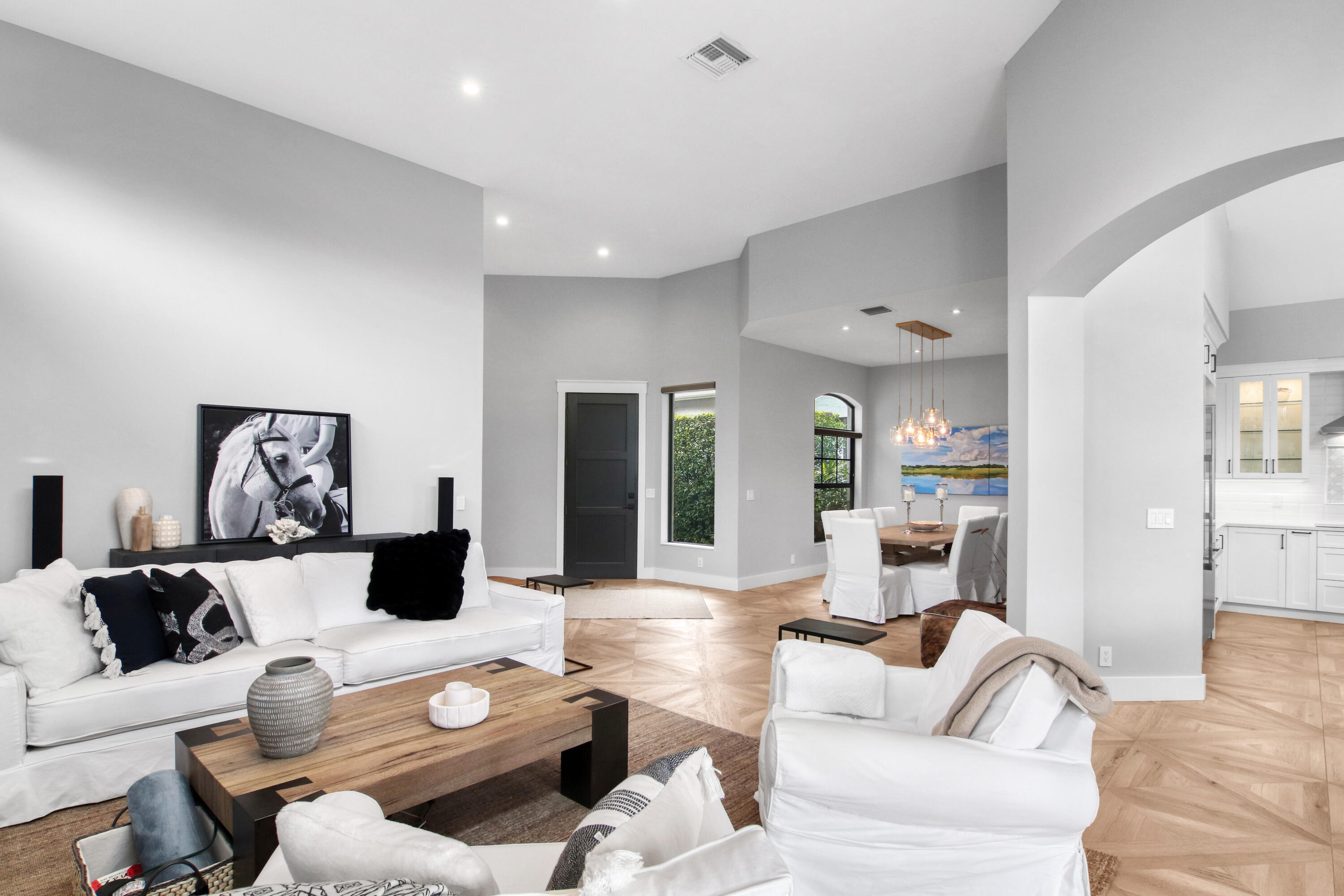 CHUKKER COVE P B POLO & CNTRY CLUB WELL - Residential