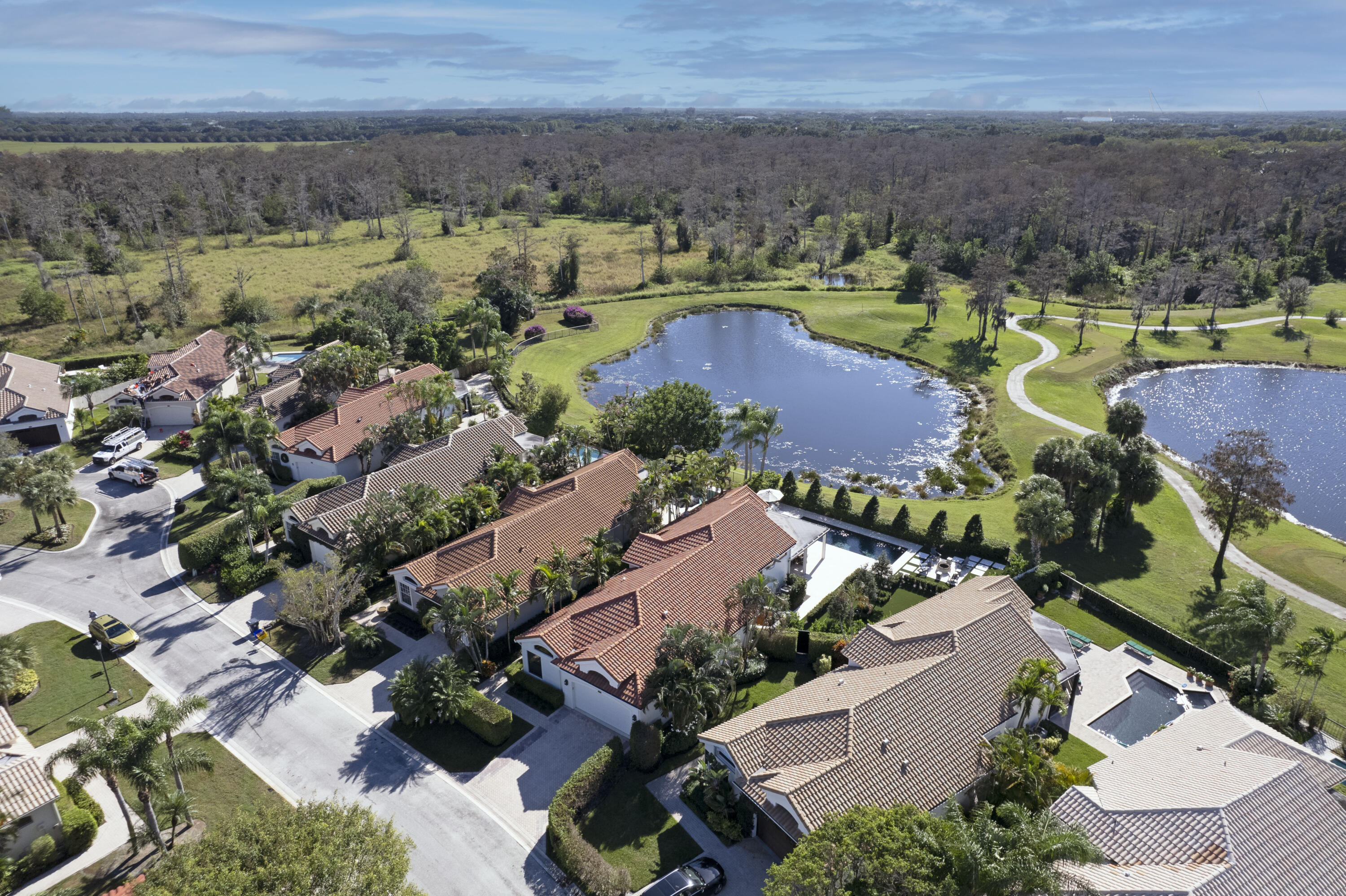 CHUKKER COVE P B POLO & CNTRY CLUB WELL - Residential