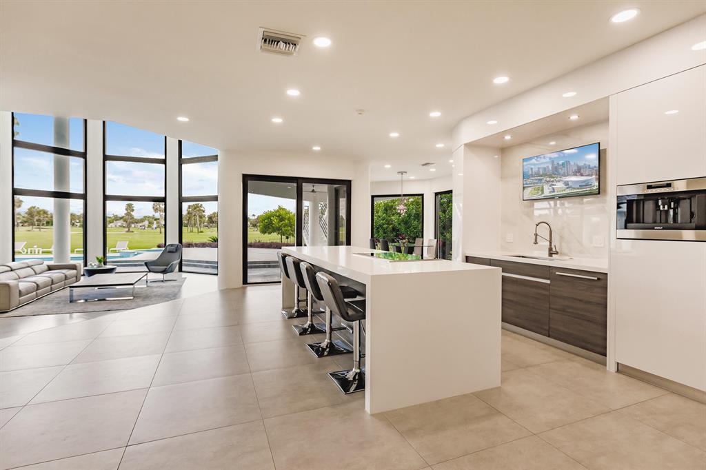 ISLAND AT BOCA WEST - Residential