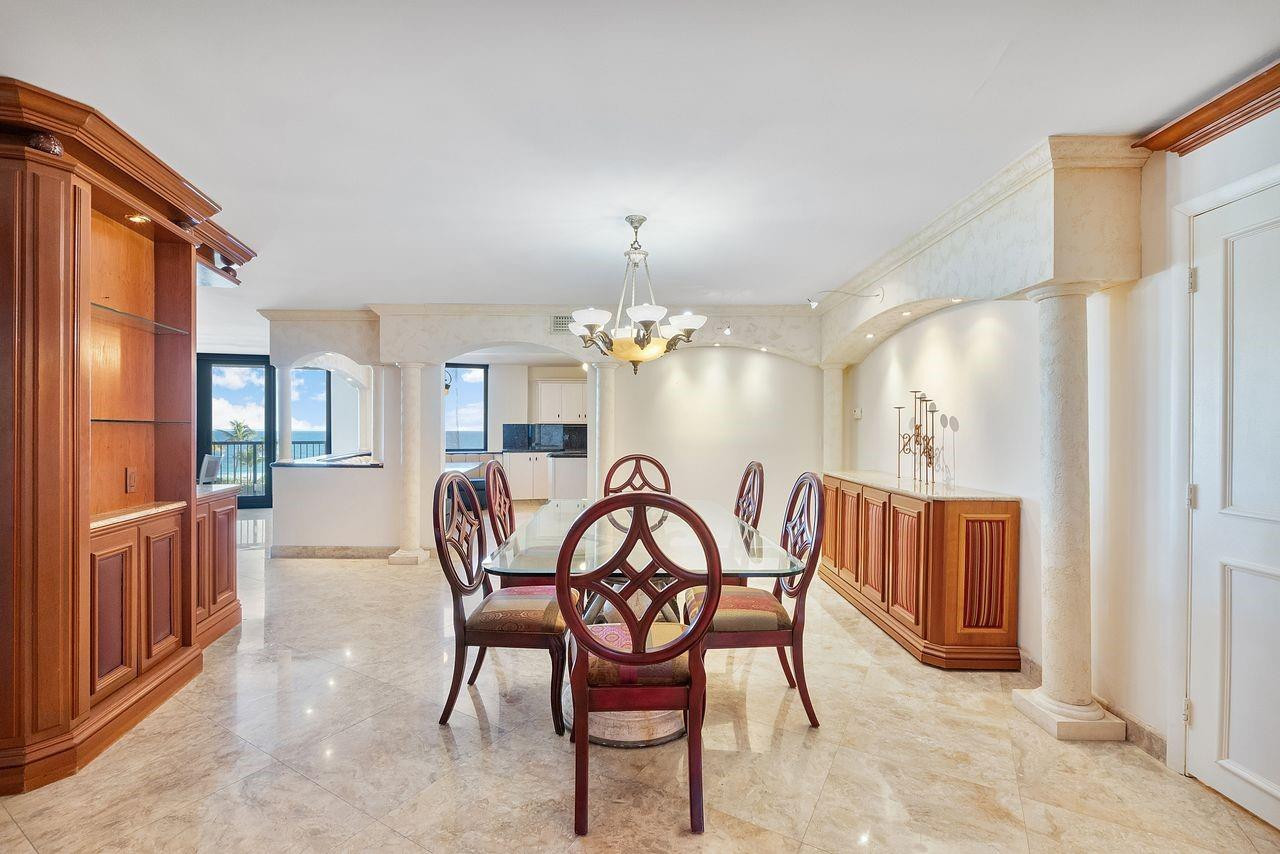 HAMPTON BEACH CLUB - Residential