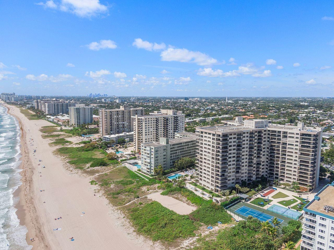HAMPTON BEACH CLUB - Residential