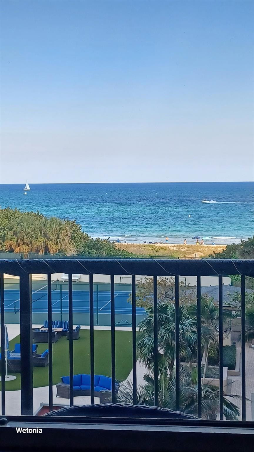 HAMPTON BEACH CLUB - Residential