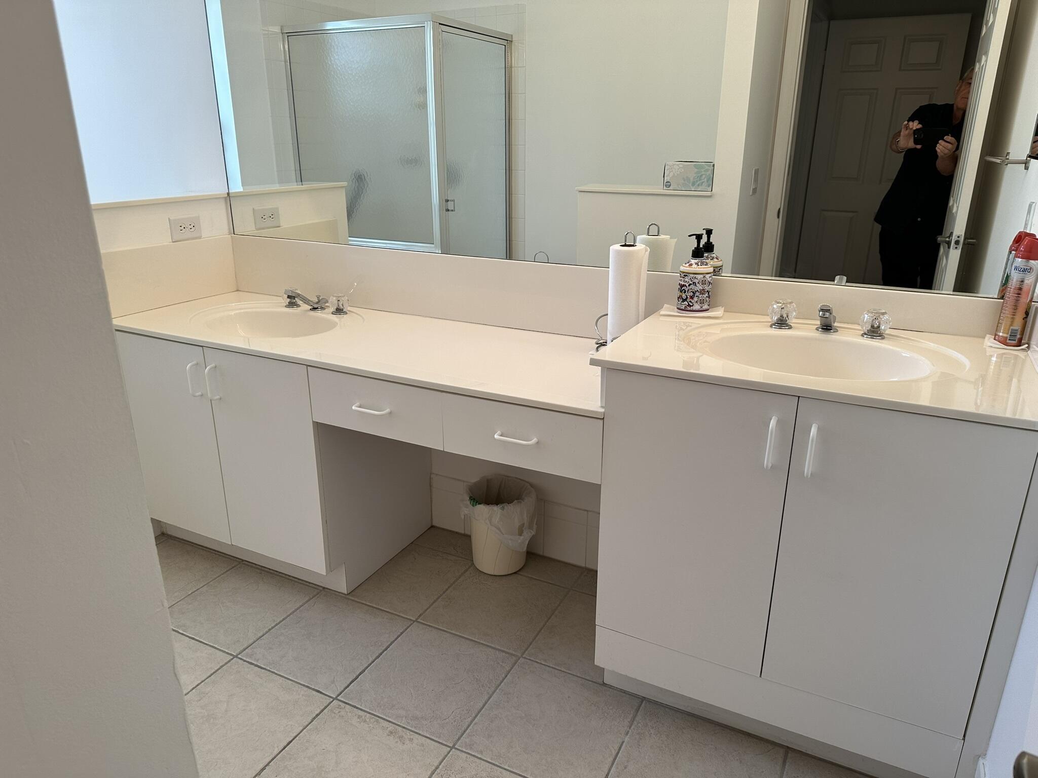 HEFTLER HOMES AT PEMBROKE SHORES - Residential