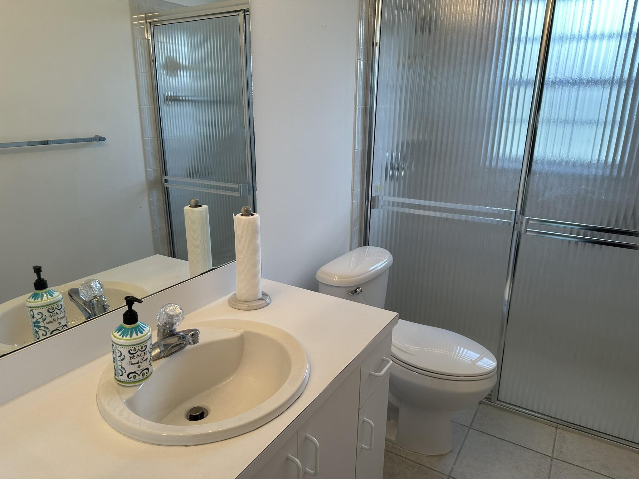 HEFTLER HOMES AT PEMBROKE SHORES - Residential