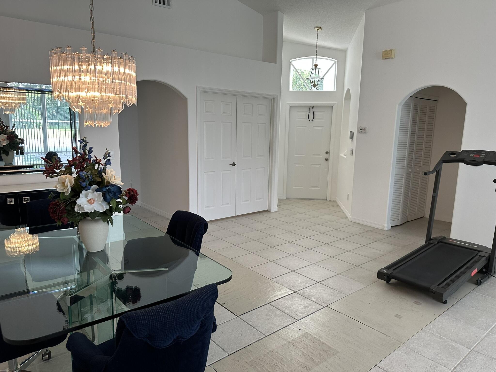 HEFTLER HOMES AT PEMBROKE SHORES - Residential