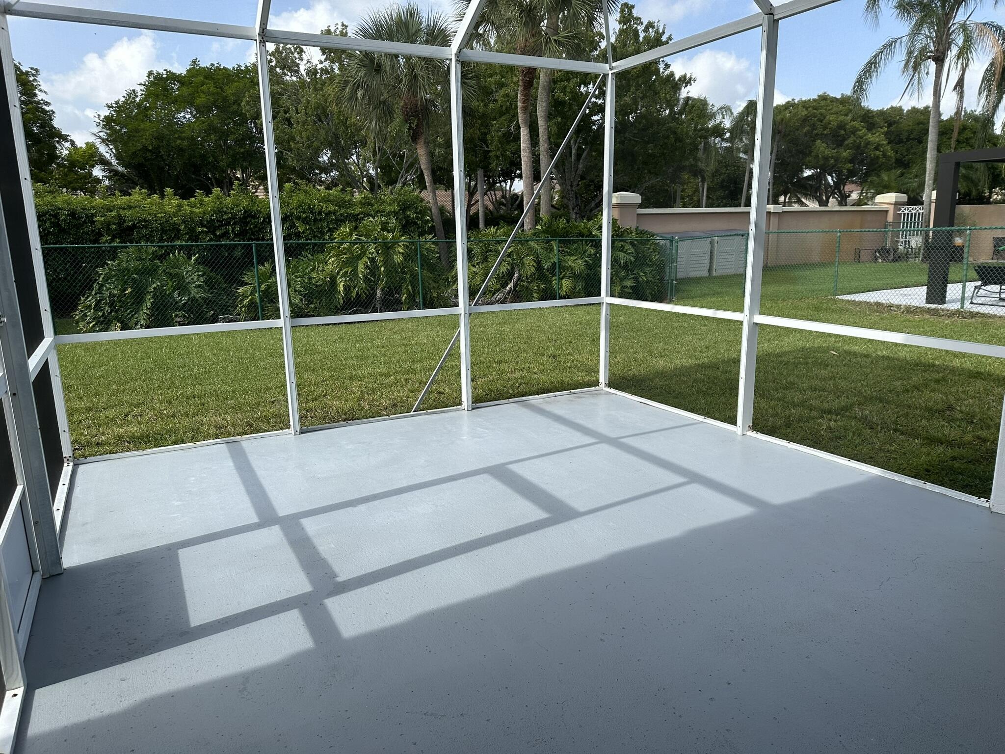 HEFTLER HOMES AT PEMBROKE SHORES - Residential